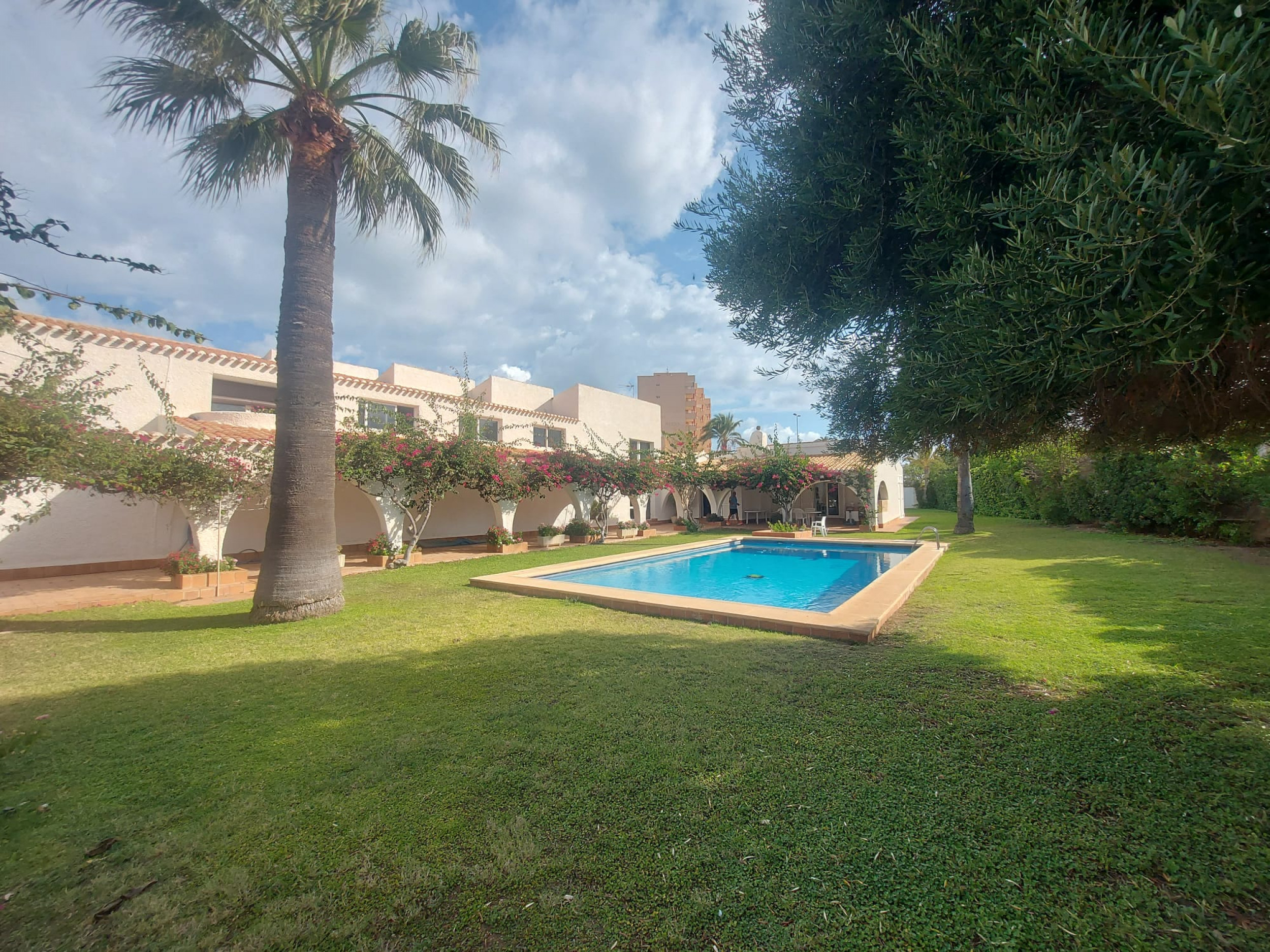 300 metres to Sea.  Detached Villa on plot of 2,741m2 in La Manga del Mar Menor