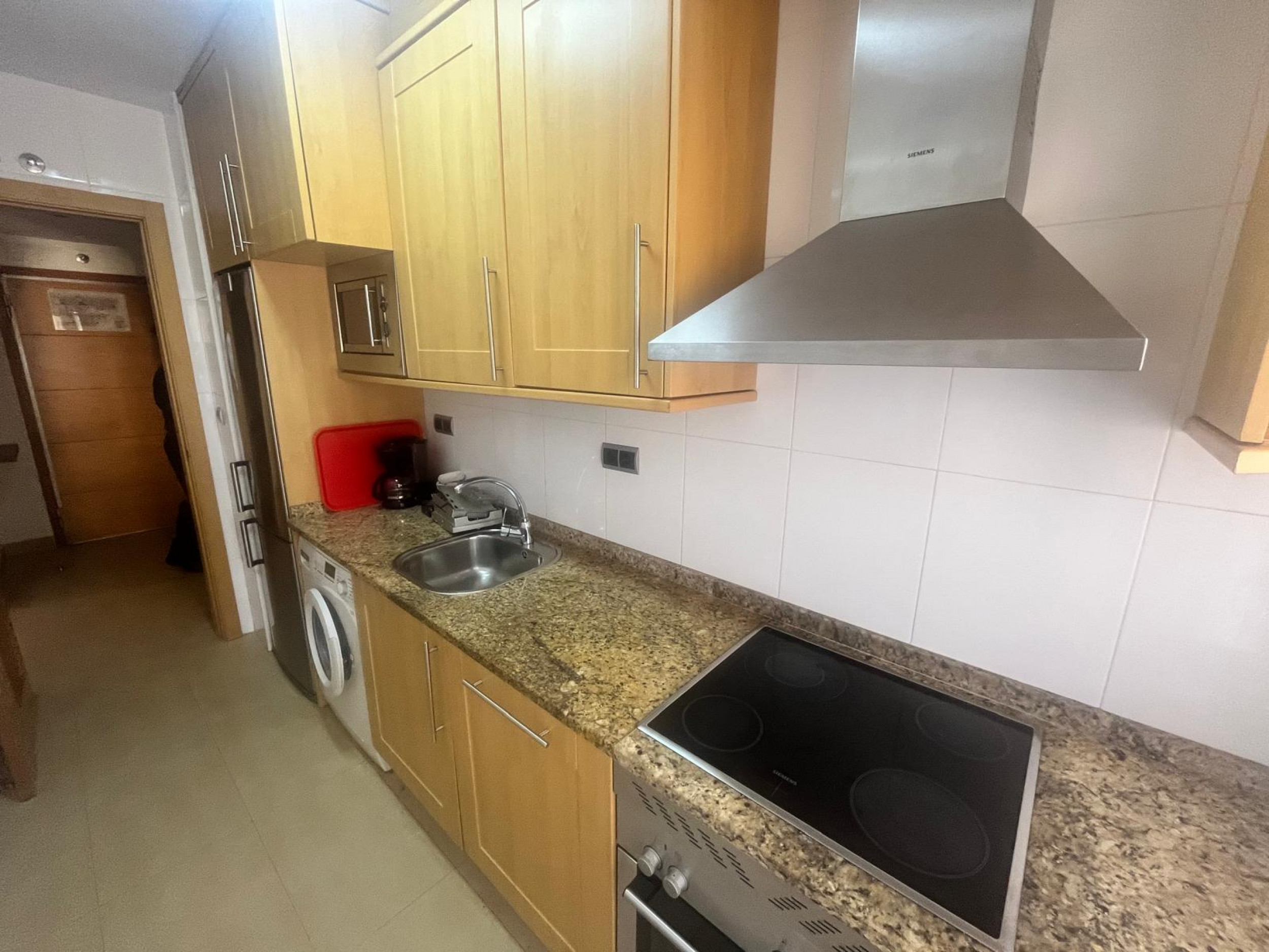 Great Value Tourist Licence Apartments with Communal Pool, Gardens &amp; Childrens Play area in Los Alcázares