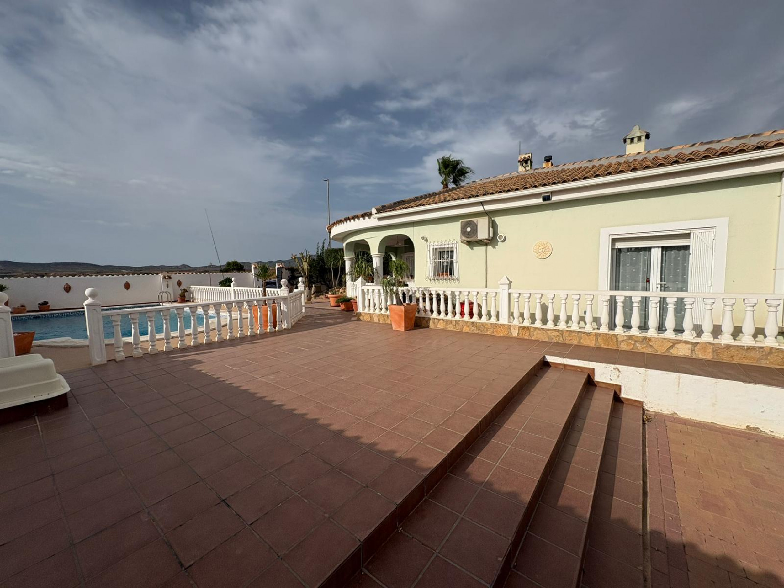 Vrijstaande villa te koop in Gea Y Truyols, Murcia