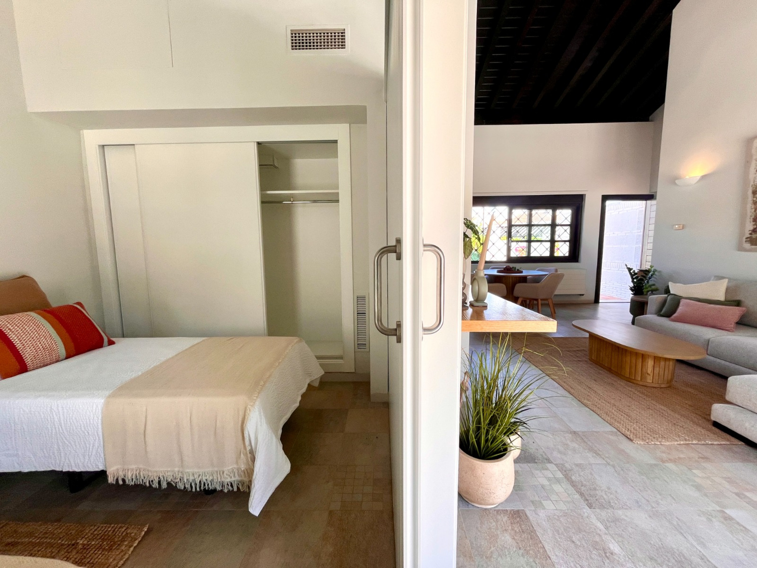 Renovated Terraced Villas with Own Pool in Peraleja Golf Resort