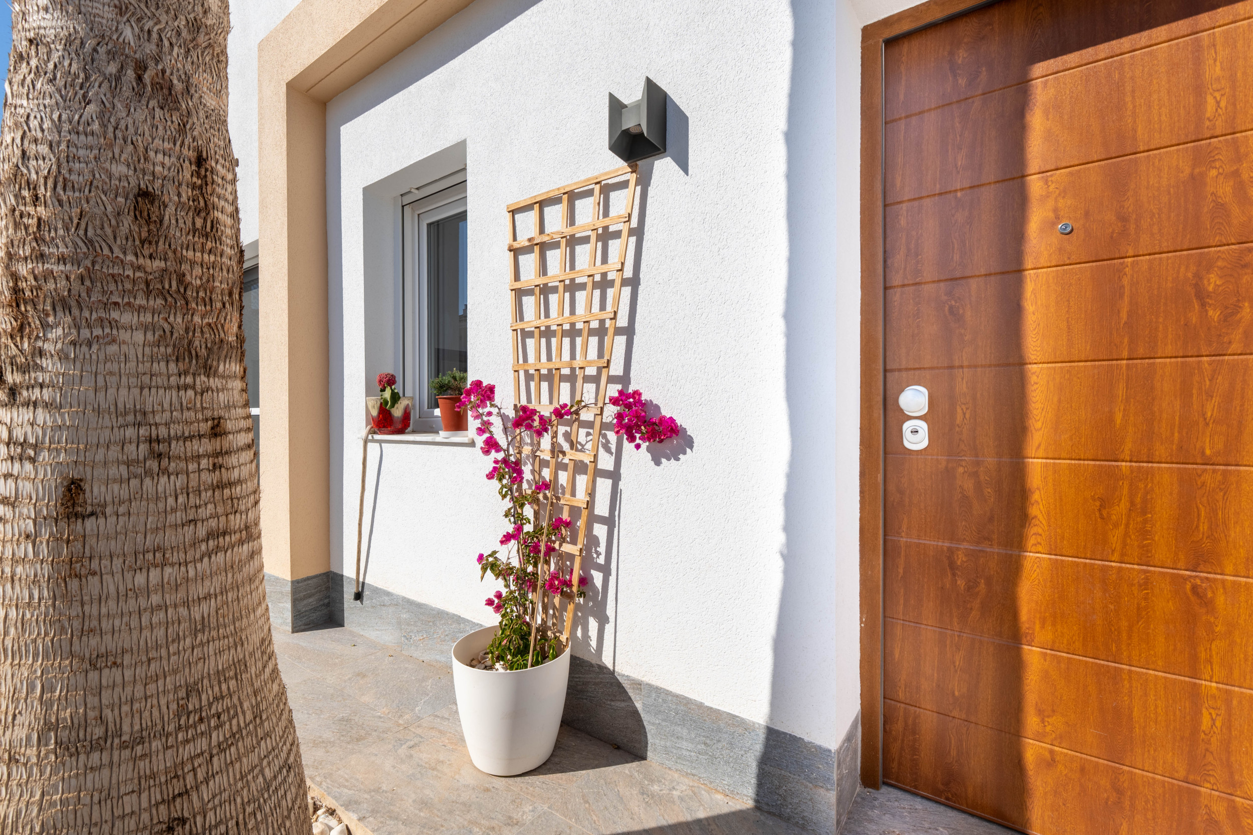 Lovely Detached Villa with Pool &amp; Rooftop Solarium in Avileses