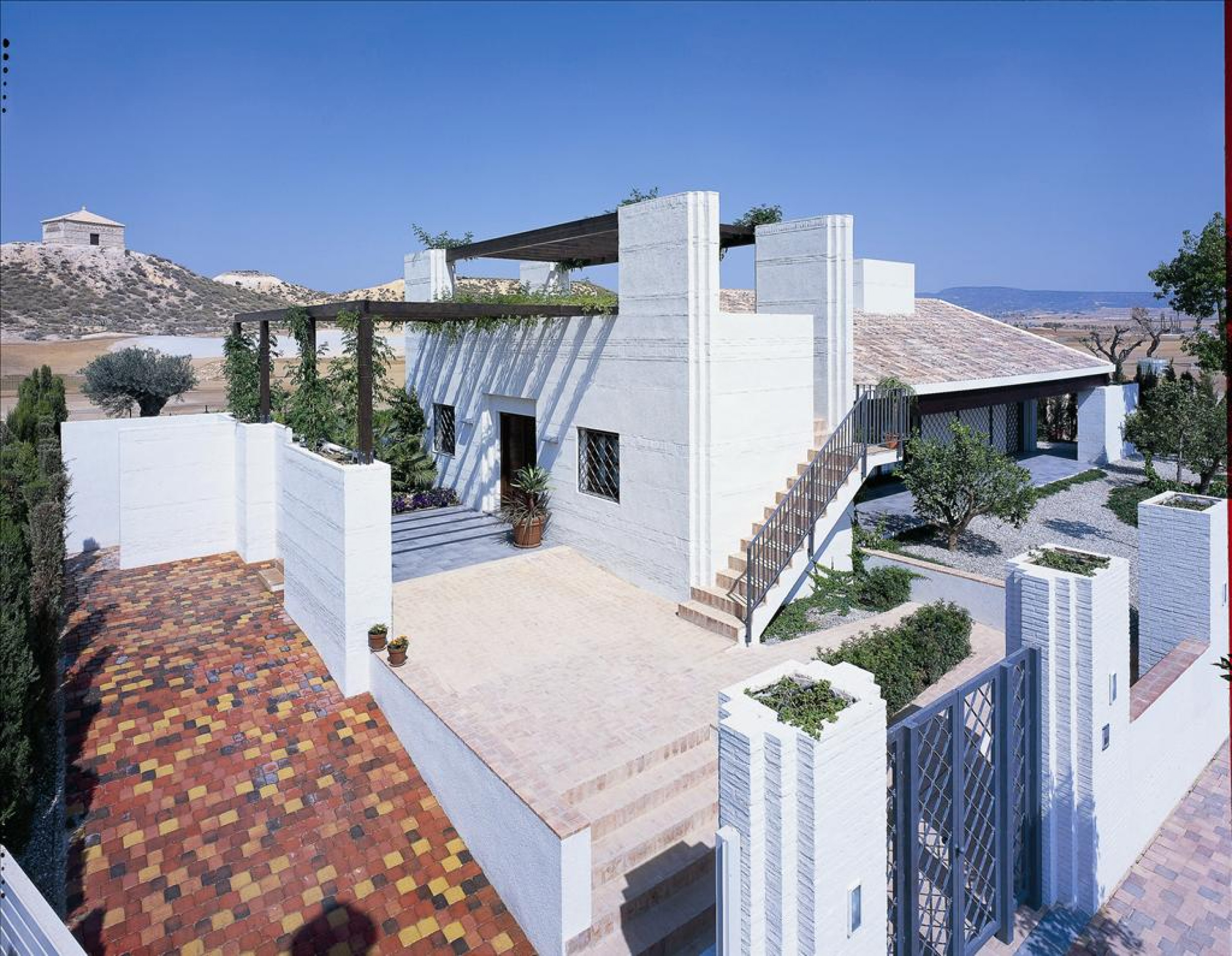 Frontline Golf.  Currently under Renovation.  3 Bed Detached Villa Alegria with Pool &amp; Solarium in Peraleja Golf Resort