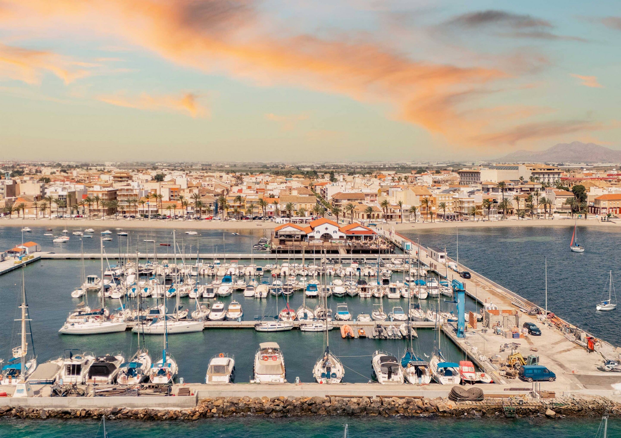 Walk to Beach!  Modern New Penthouse Apartments in Los Alcázares.  Ready June 2026