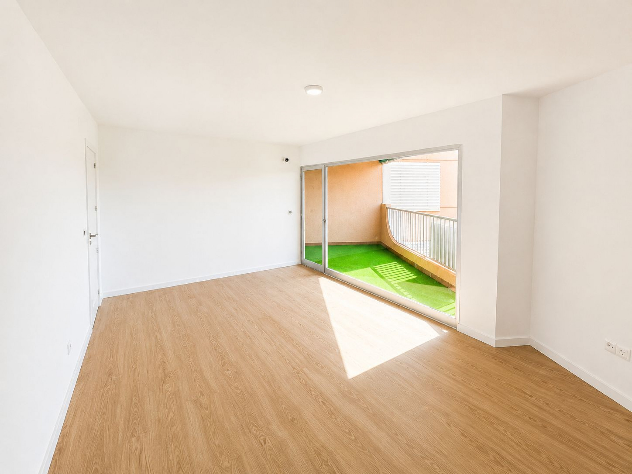 RESALE Apartment with Communal Pool in La Zenia