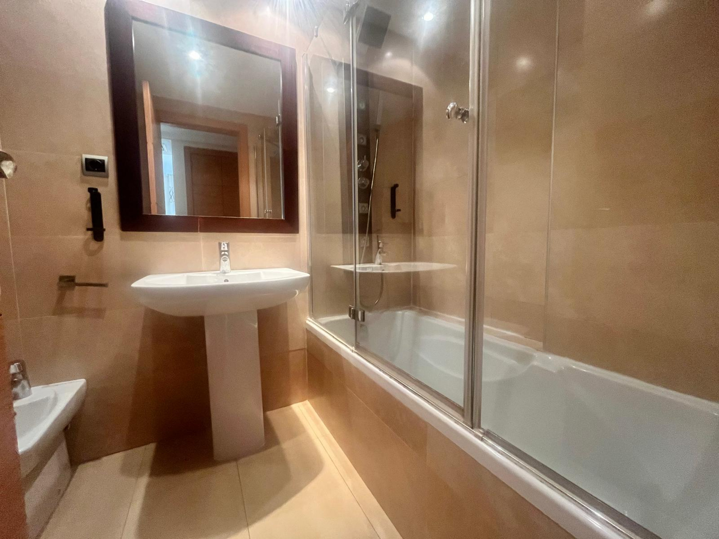 Great Value Tourist Licence Apartments with Communal Pool, Gardens &amp; Childrens Play area in Los Alcázares