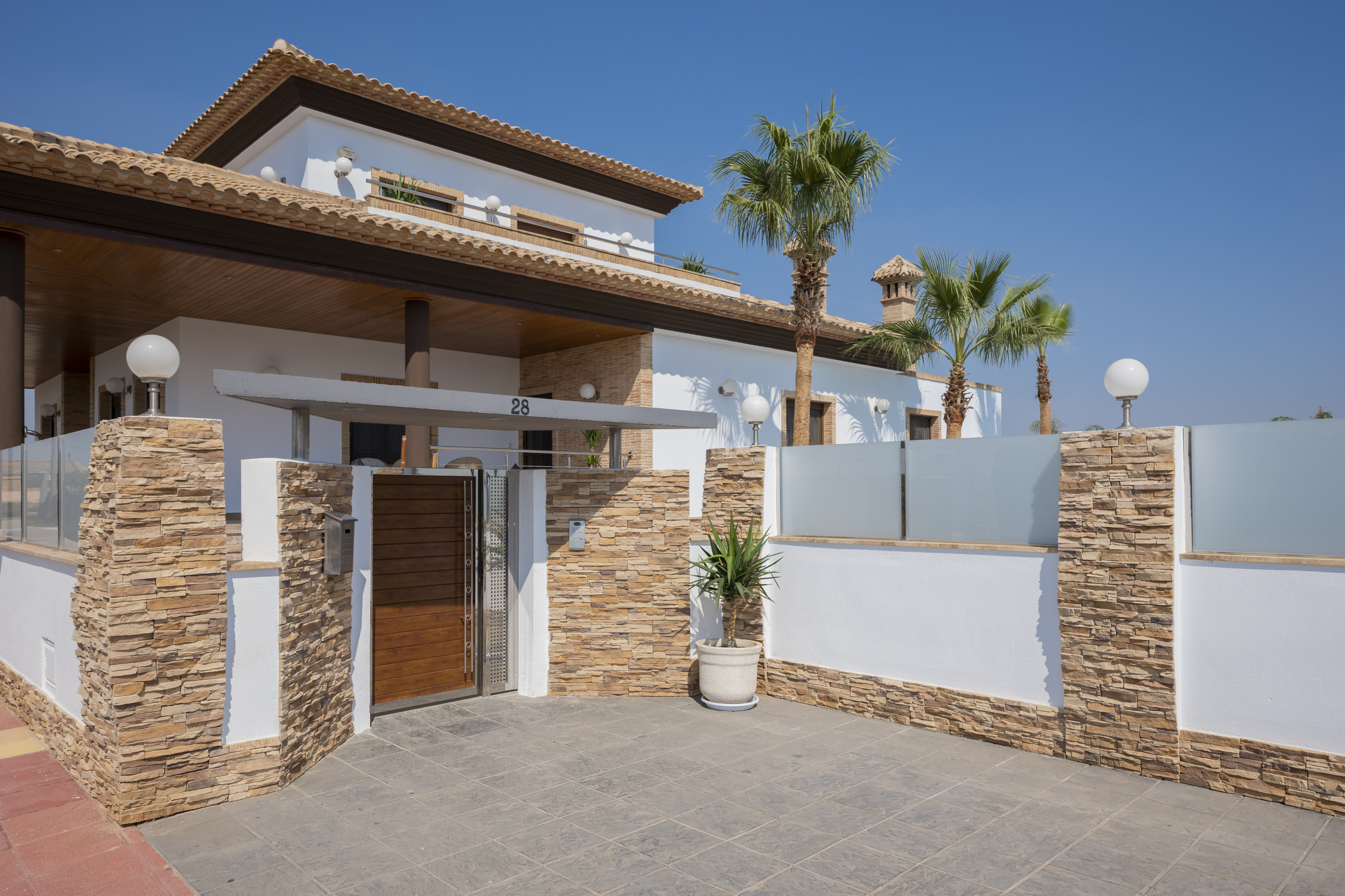 Detached Villa in Avileses