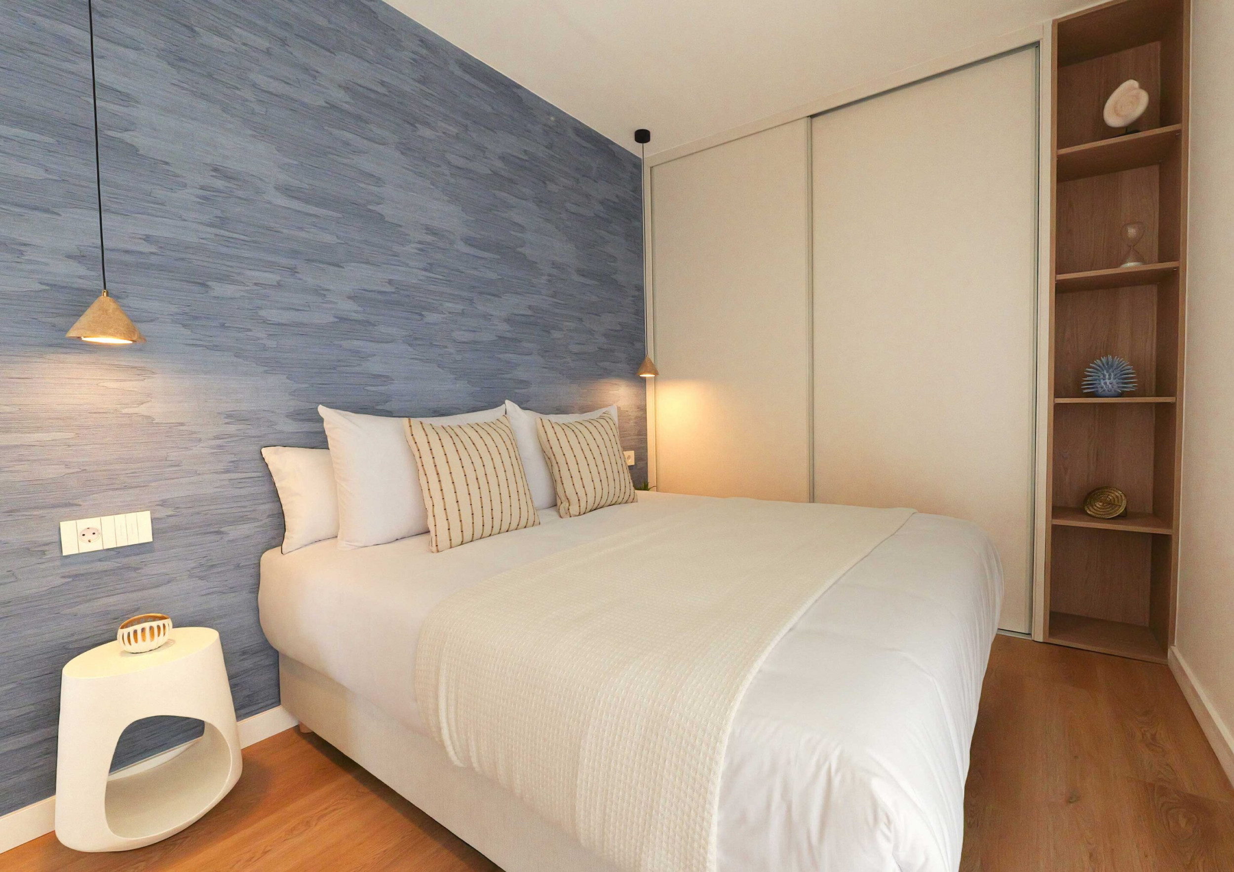 Beautiful Frontline Sea View Apartments with Communal Pool, Gym and Sauna in La Manga del Mar Menor.  Ready Sept 2026