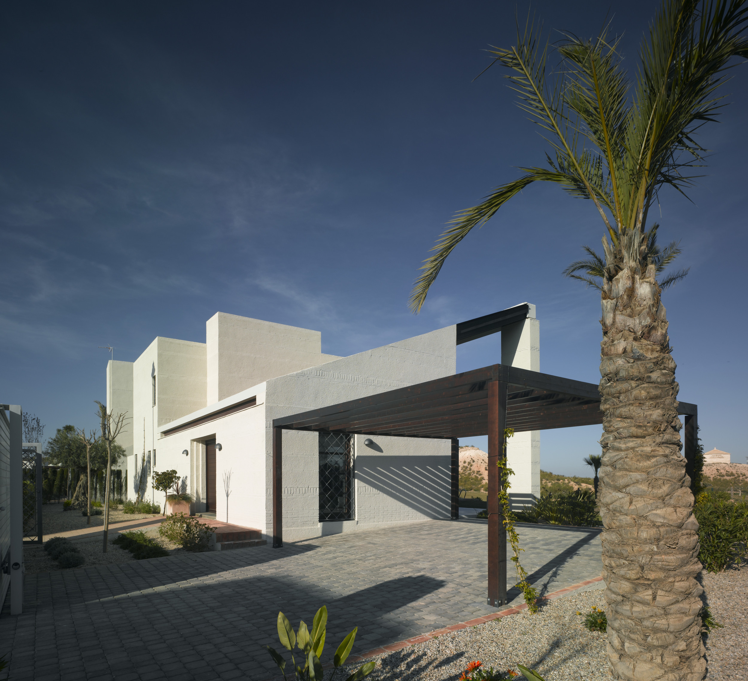 Frontline Golf.  Currently Under Renovation, 4 Bed Detached Villa Taranta with Pool in Peraleja Golf Resort