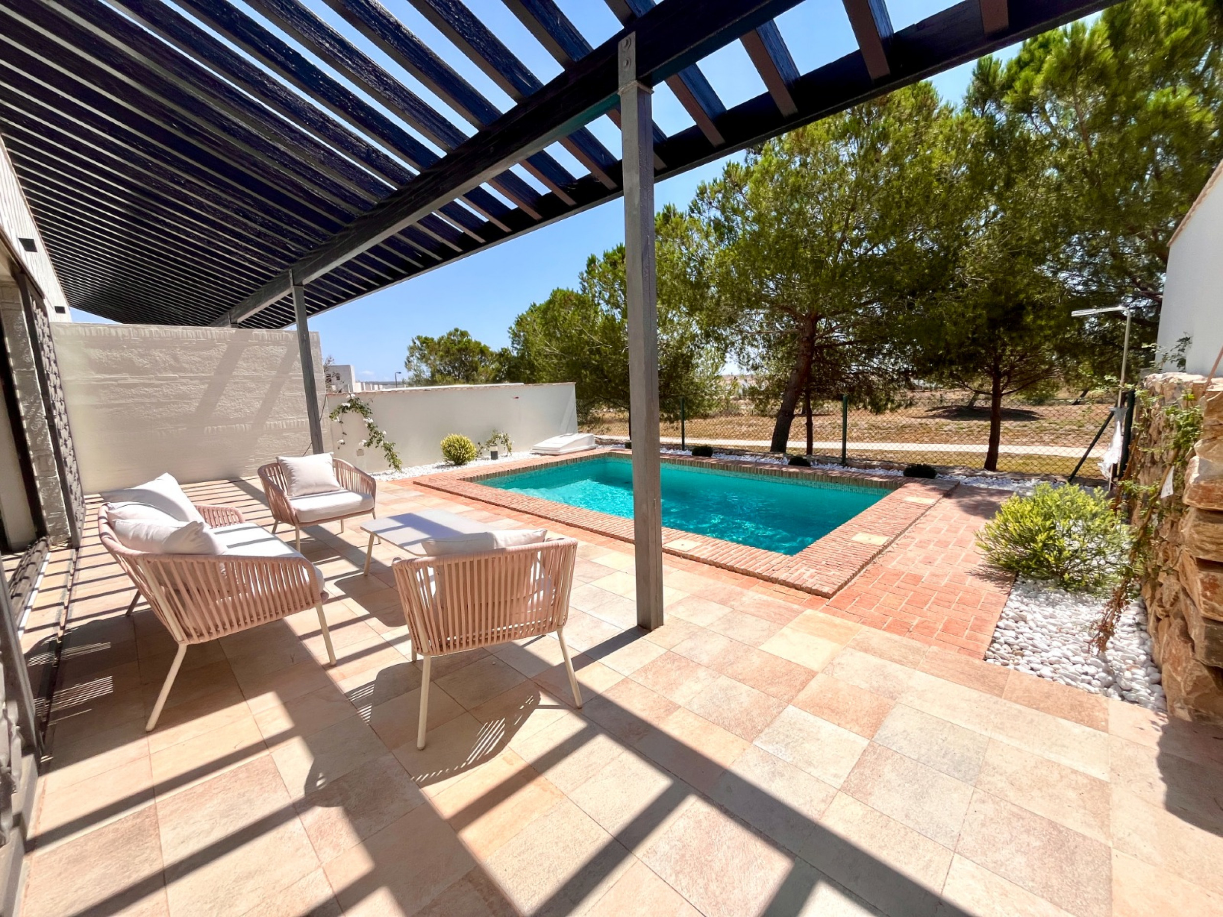 Renovated Terraced Villas with Own Pool in Peraleja Golf Resort