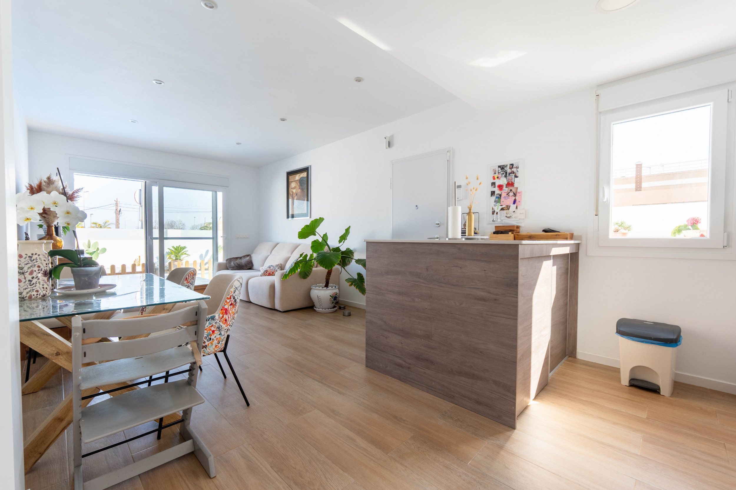 Lovely Detached Villa with Pool &amp; Rooftop Solarium in Avileses