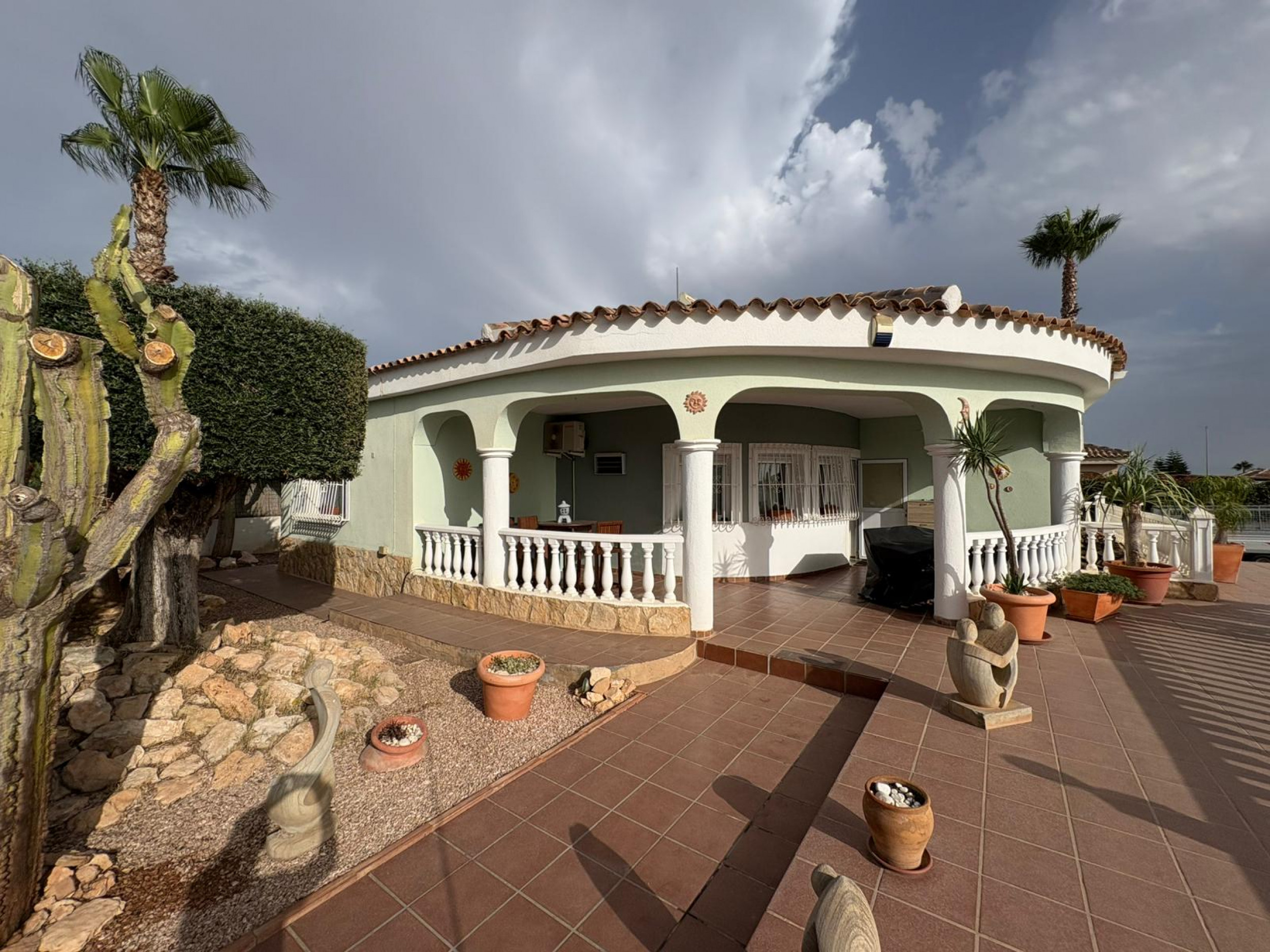 Vrijstaande villa te koop in Gea Y Truyols, Murcia