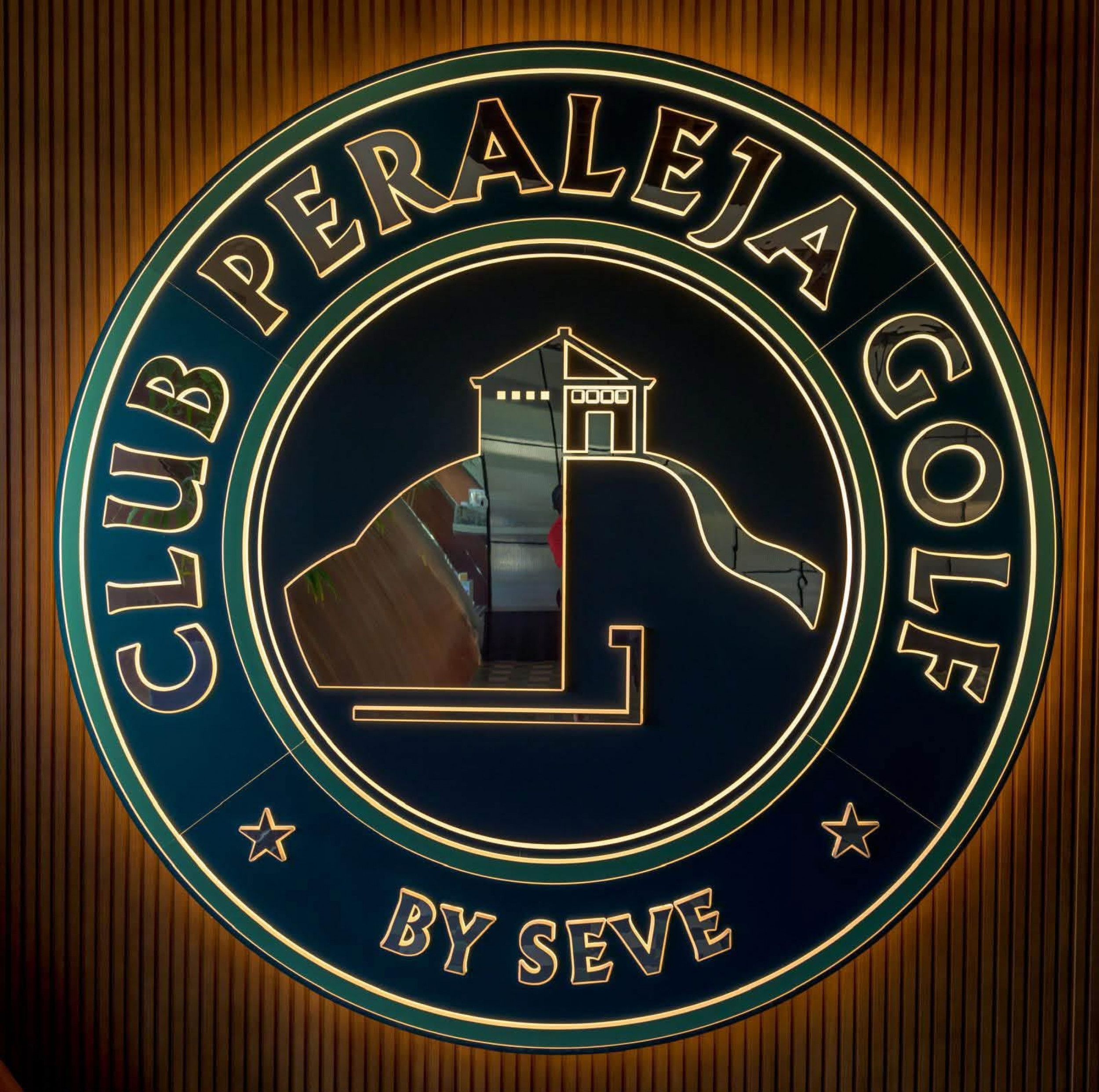 Renovated Terraced Villas with Own Pool in Peraleja Golf Resort