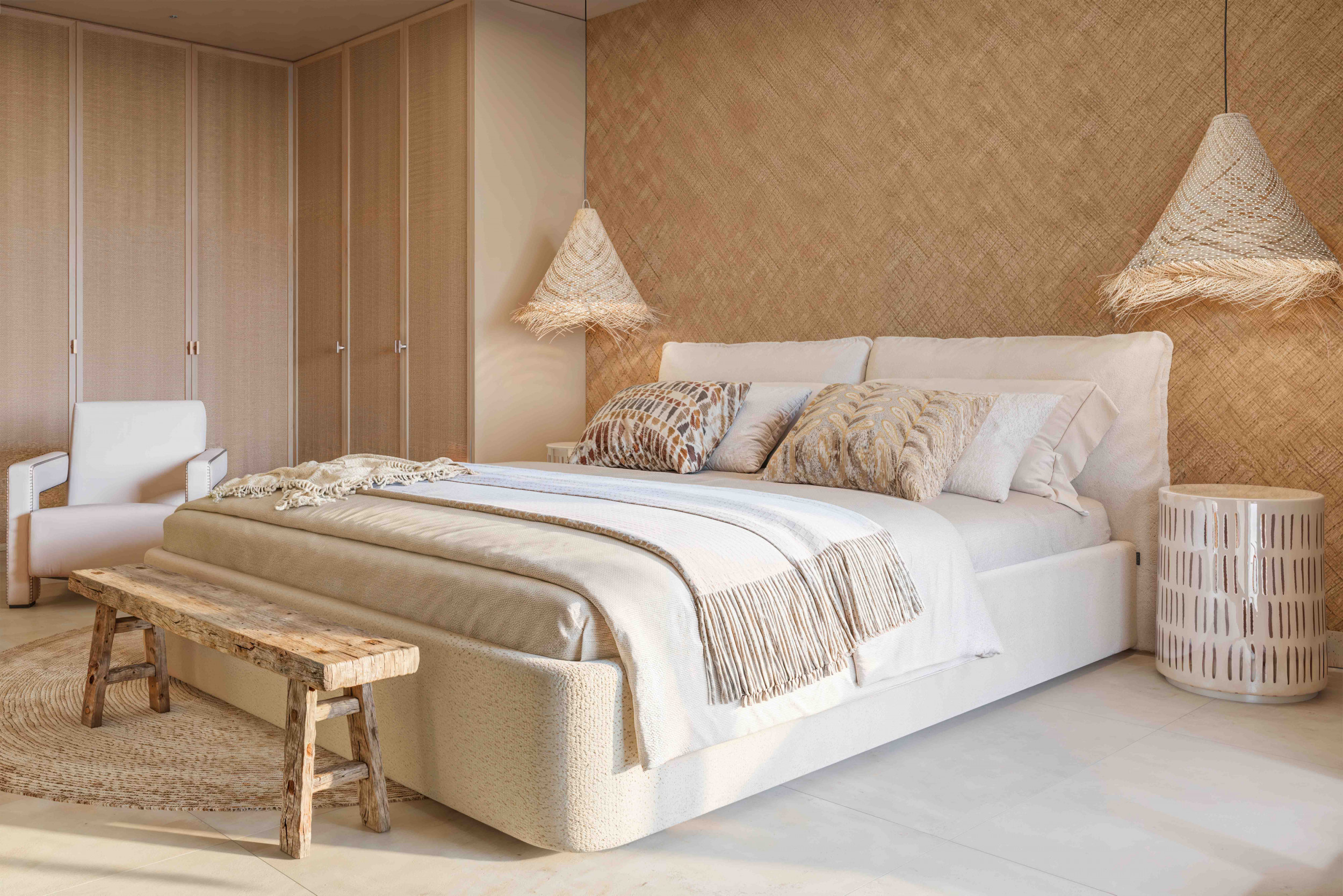 Exceptional New Build Detached Villas on expansive plots in Las Colinas Golf &amp; Country Club.  Ready May 2027
