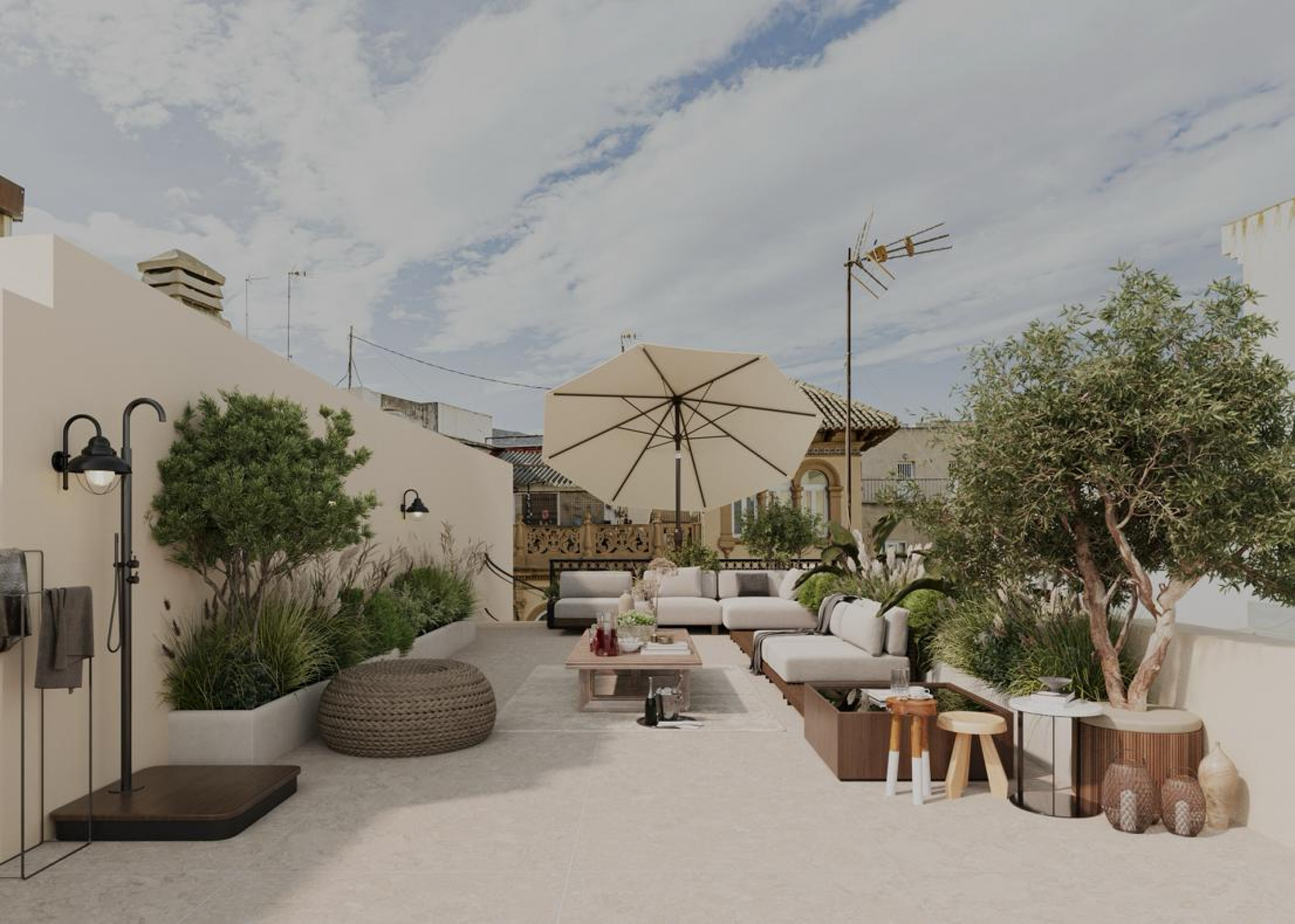 Beautiful Penthouse Apartment with Solarium in Newly Renovated Building in Centre of Cartagena