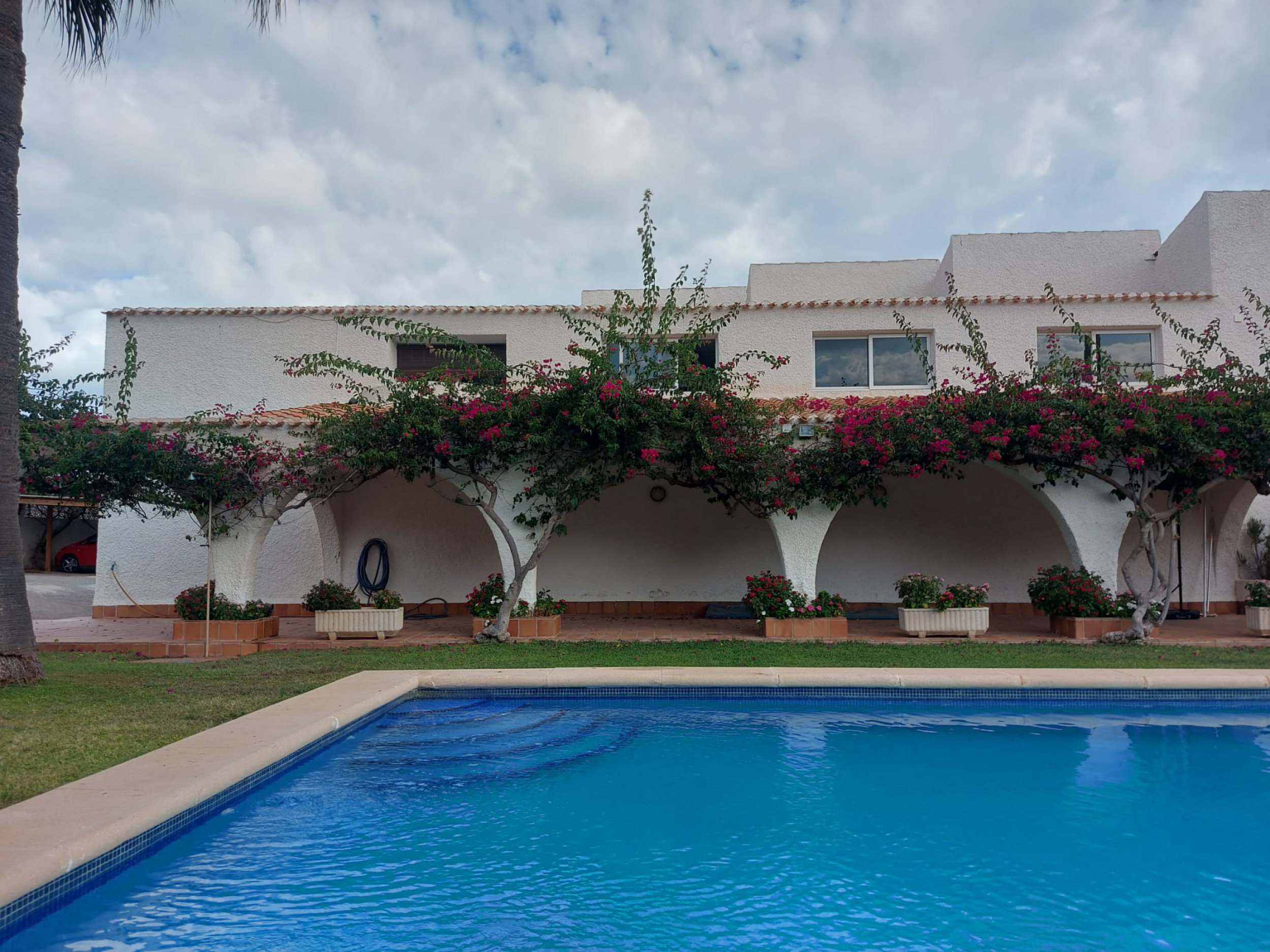 300 metres to Sea.  Detached Villa on plot of 2,741m2 in La Manga del Mar Menor
