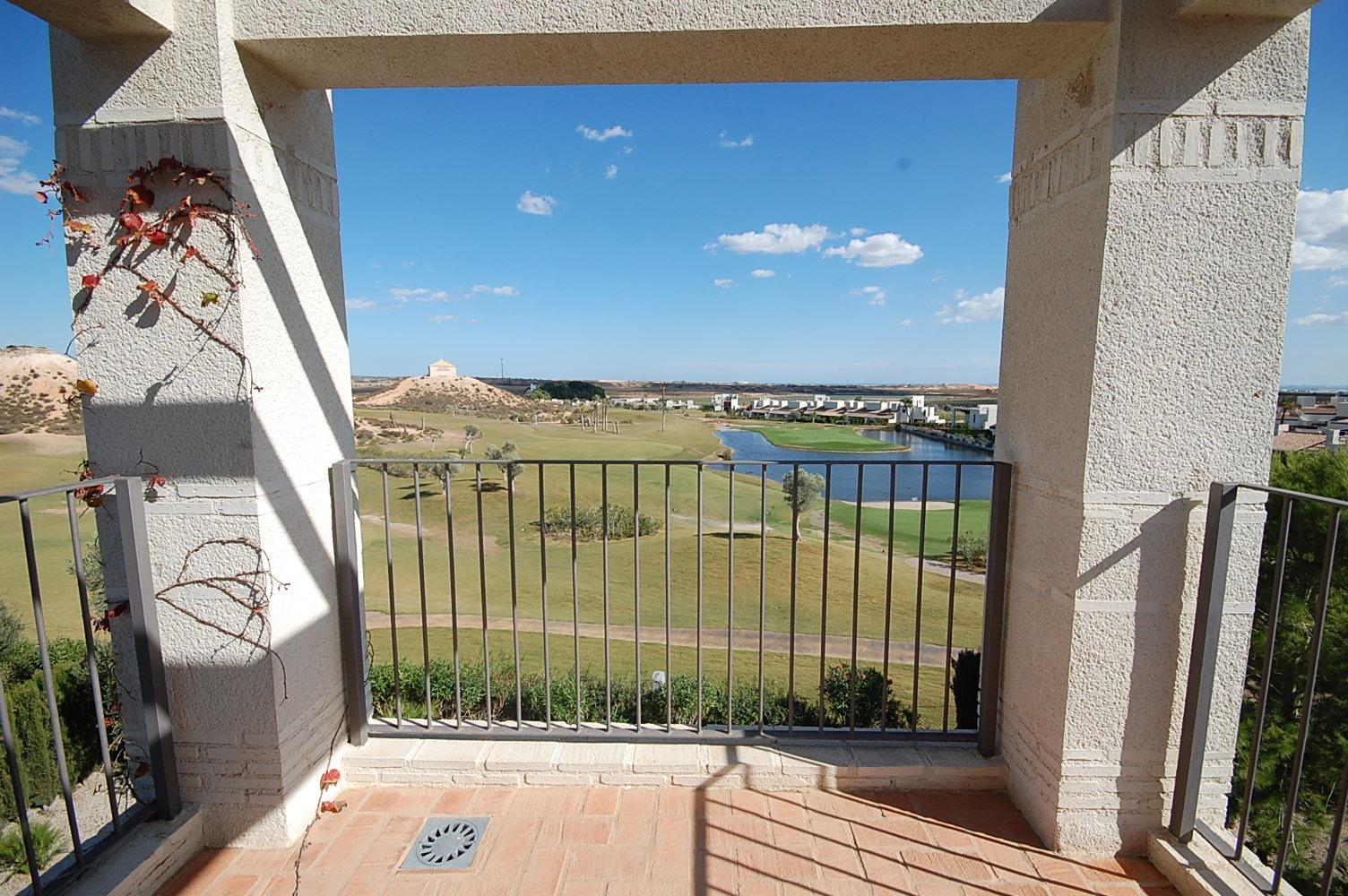 Elegant detached villas with private pool at peraleja golf resort - costa cálida