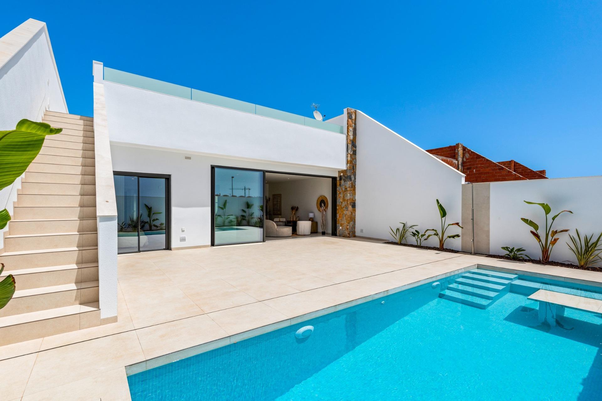 New build villas near serena golf in los alcazares