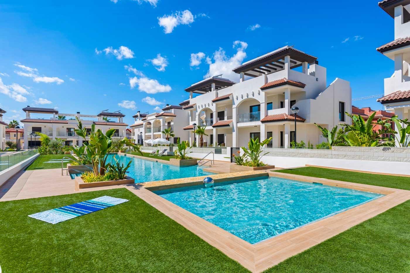 New build residential complex in rojales