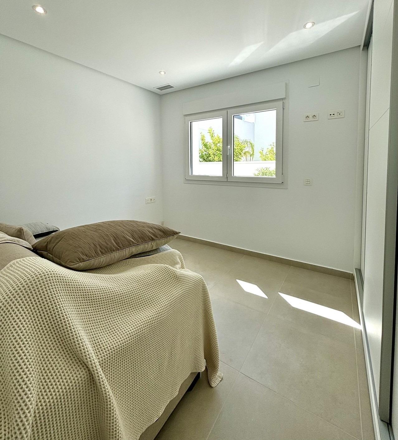 New build mediterranean villas in benijófar