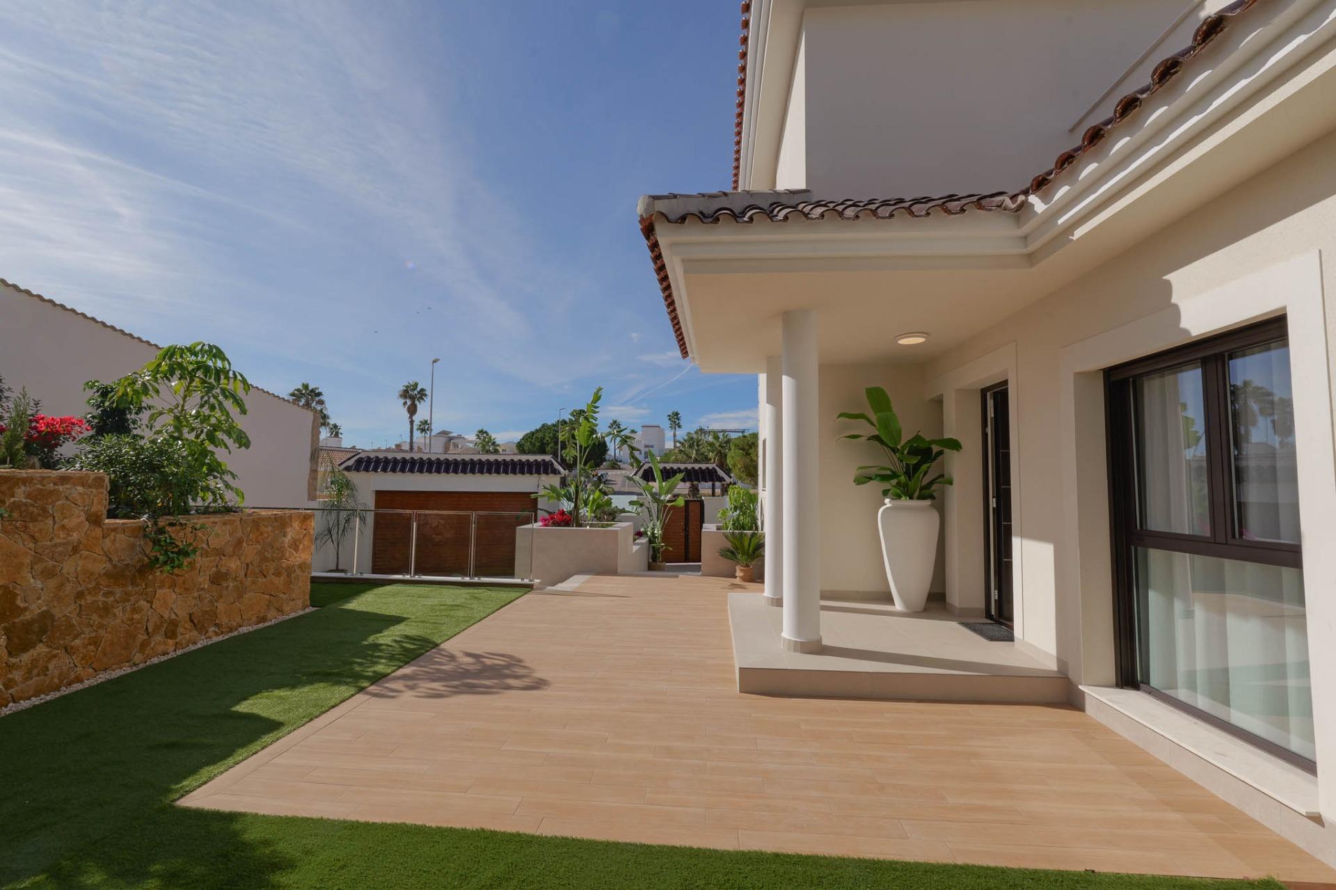Newly built villa located in the doña pepa residential area - ciudad quesada.