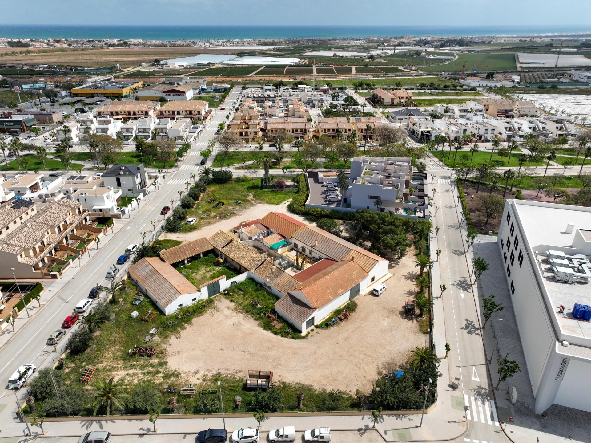 Boutique development of new build homes with private pools in pilar de la horadada