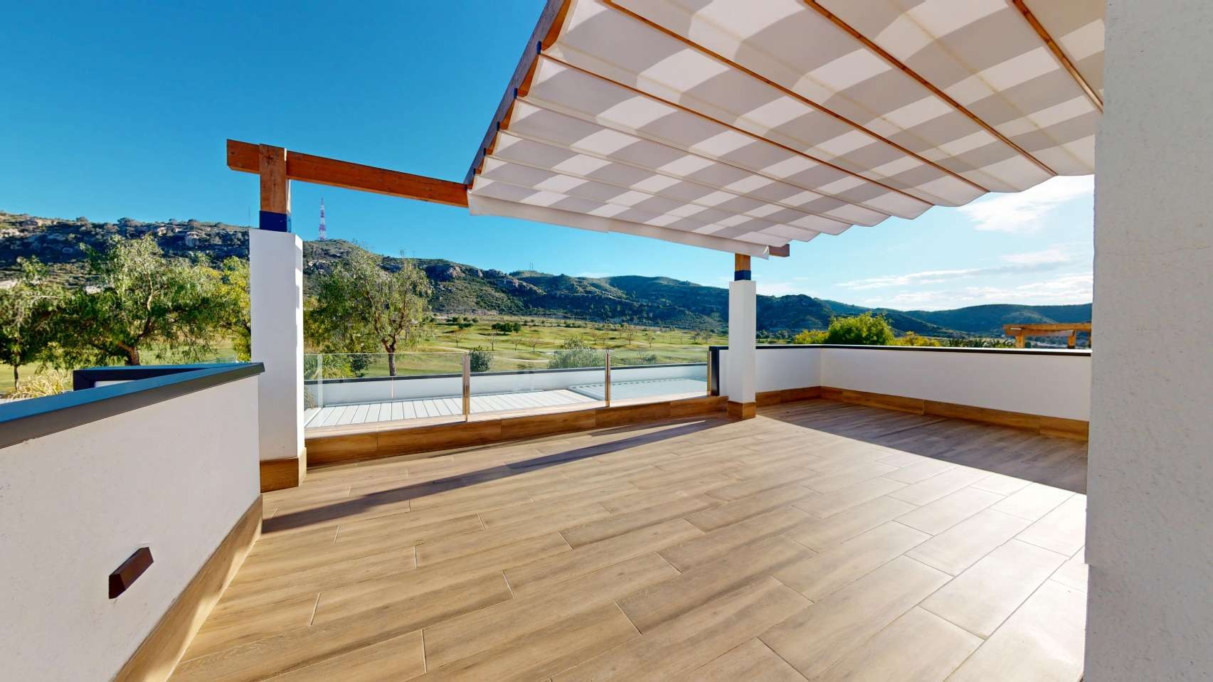 Villa in Font Del Llop Golf Resort