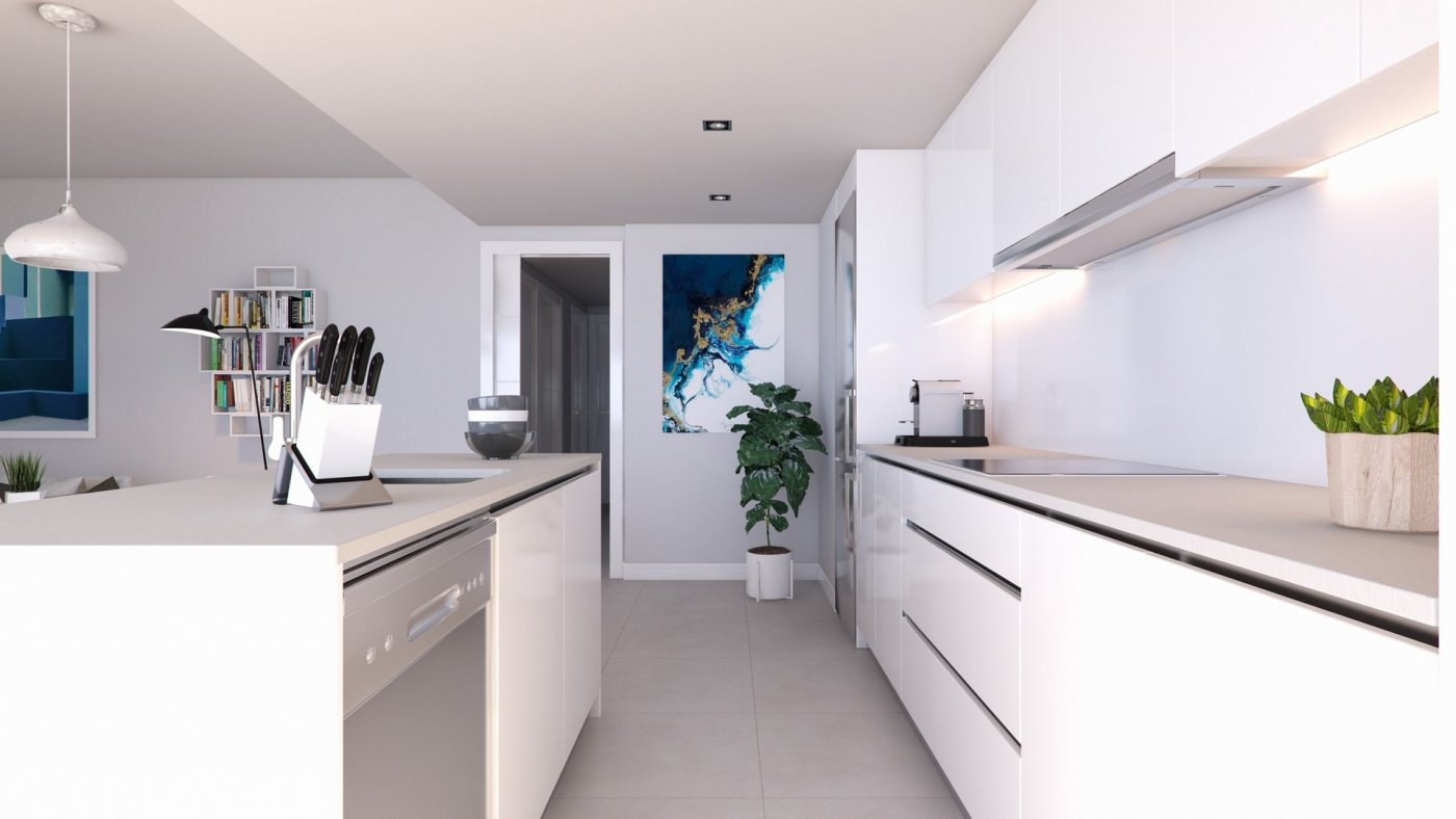 GROUND FLOOR FLAT IN LUXURY RESIDENTIAL COMPLEX NEXT TO THE SEA