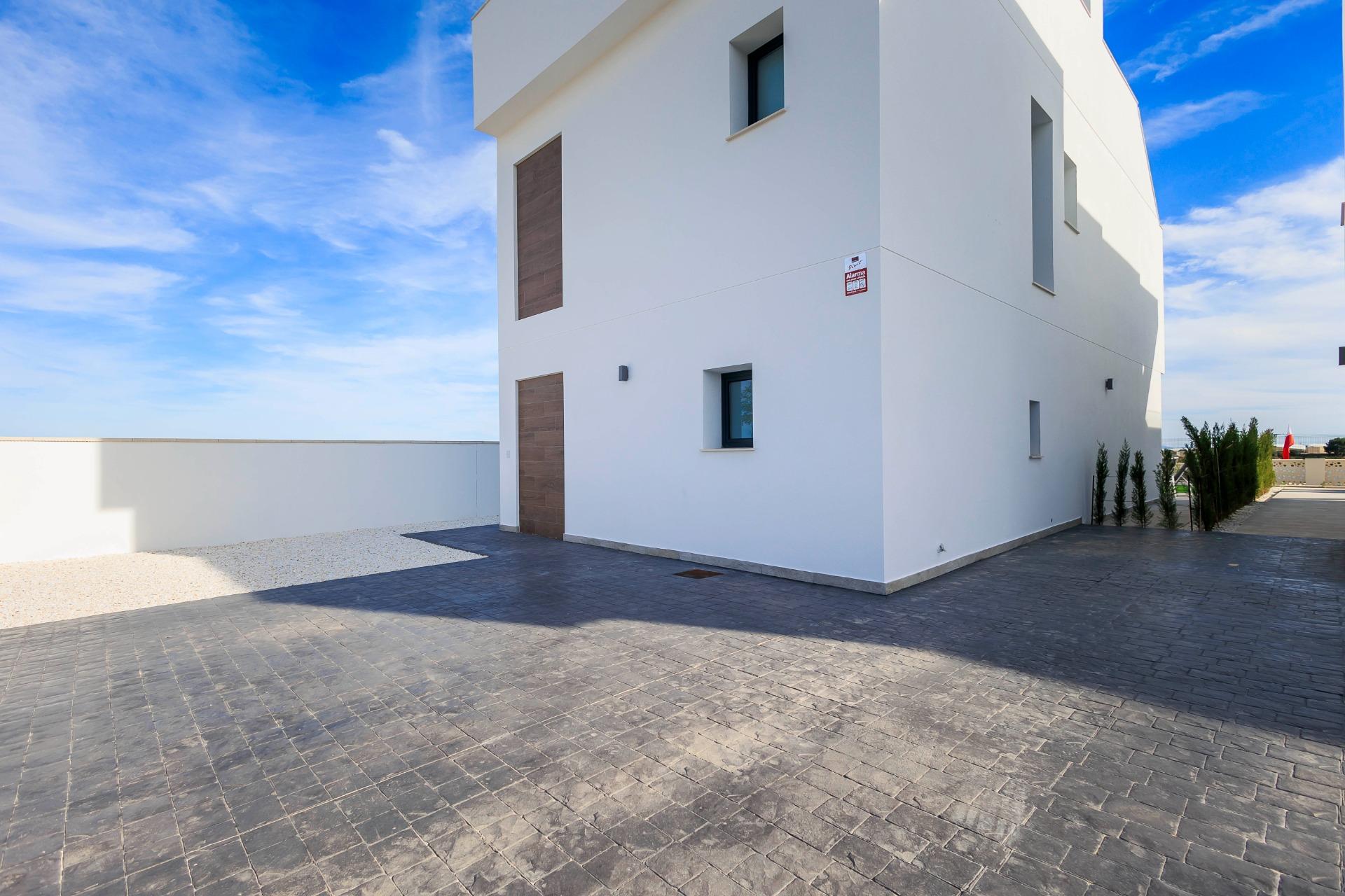 New build villas in pilar de la horadada on the golf course