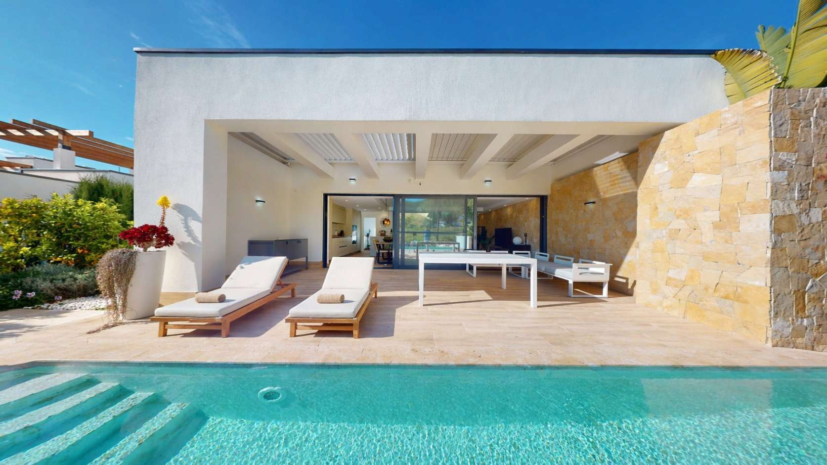 Villa in Font Del Llop Golf Resort
