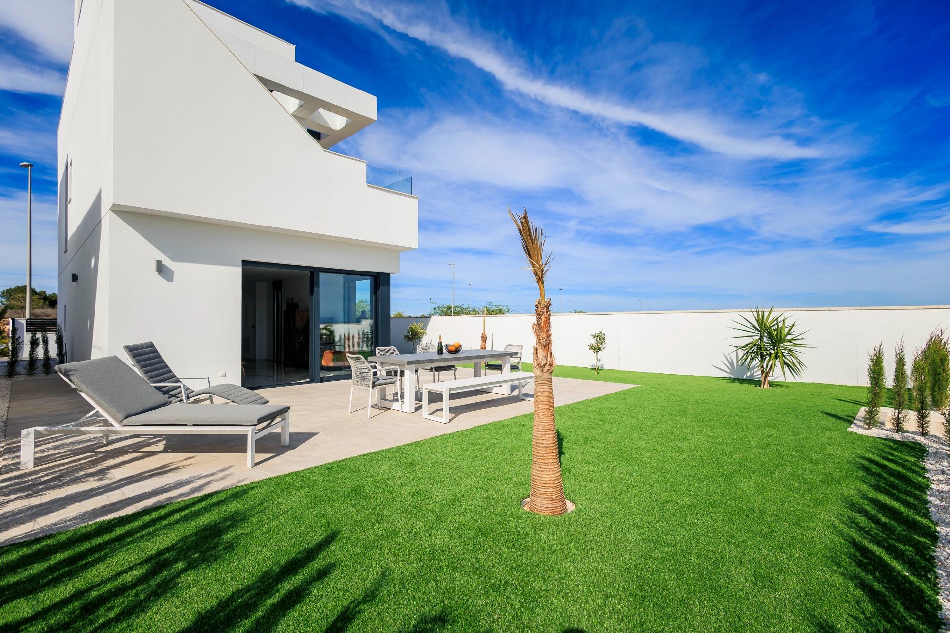 New build villas in pilar de la horadada on the golf course