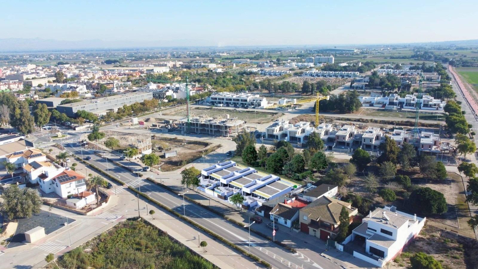 New build ibiza style townhouses in dolores costa blanca
