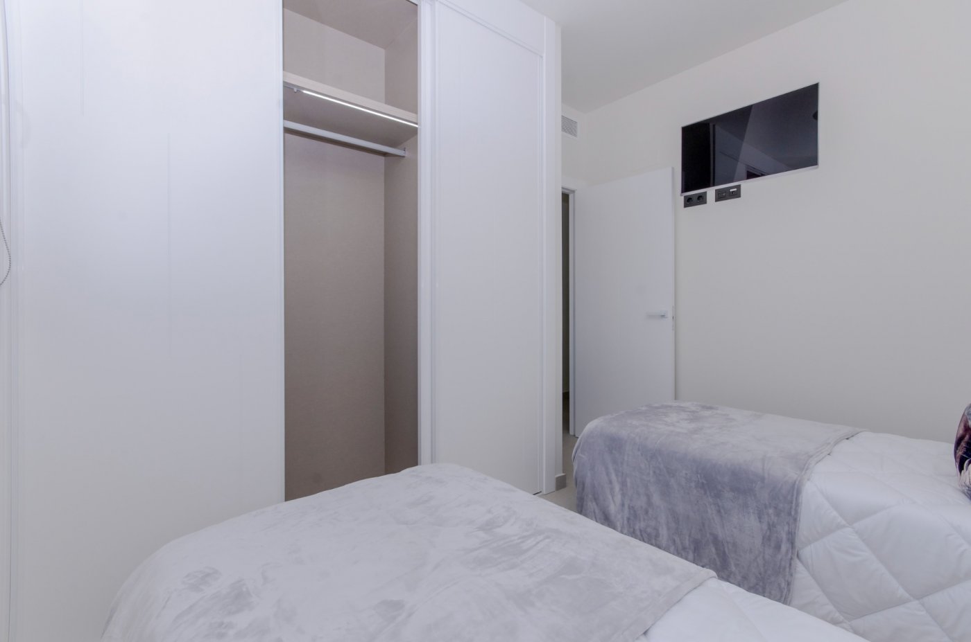 New build residential of bungalow apartments in los balcones, torrevieja