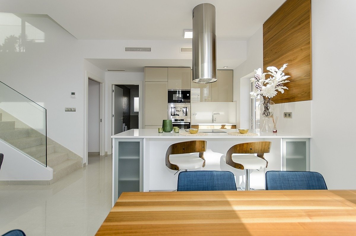 New built villa in playa honda