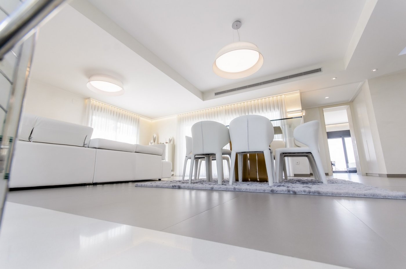 New construction villas 250 m from the beach in campoamor