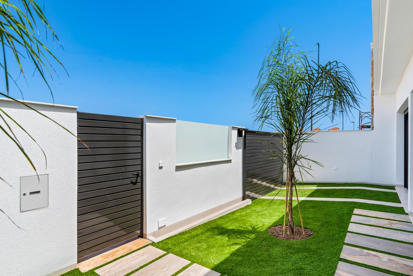 New build townhoses in los alcazares