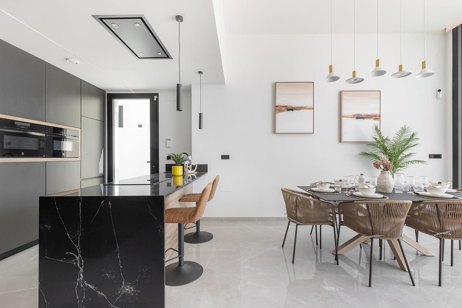 New-build one-story villas with private pool in torrevieja