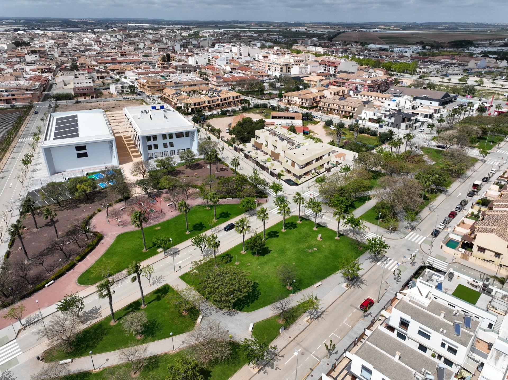 Boutique development of new build homes with private pools in pilar de la horadada