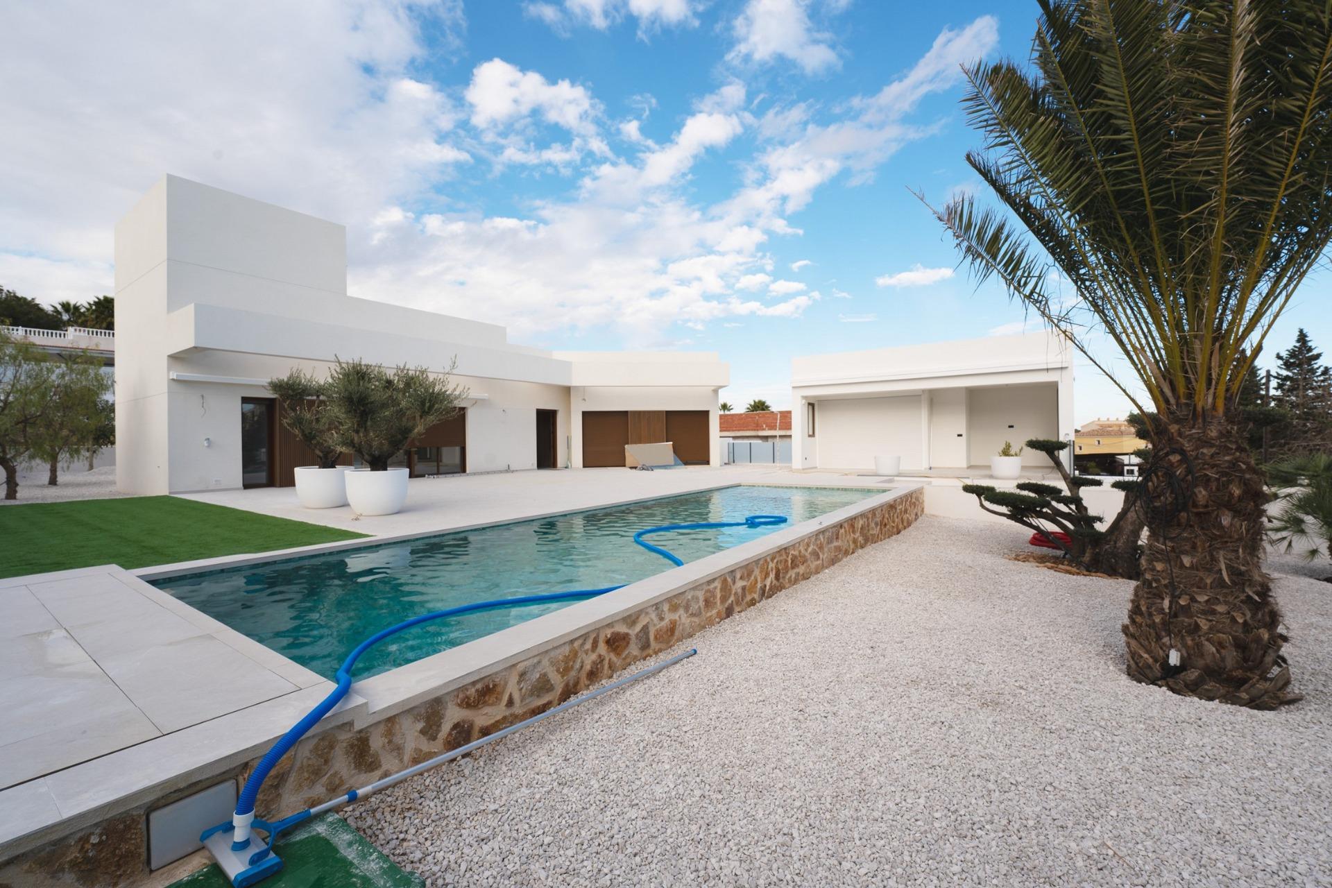 Exclusive new build villas in benejuzar, costa blanca south