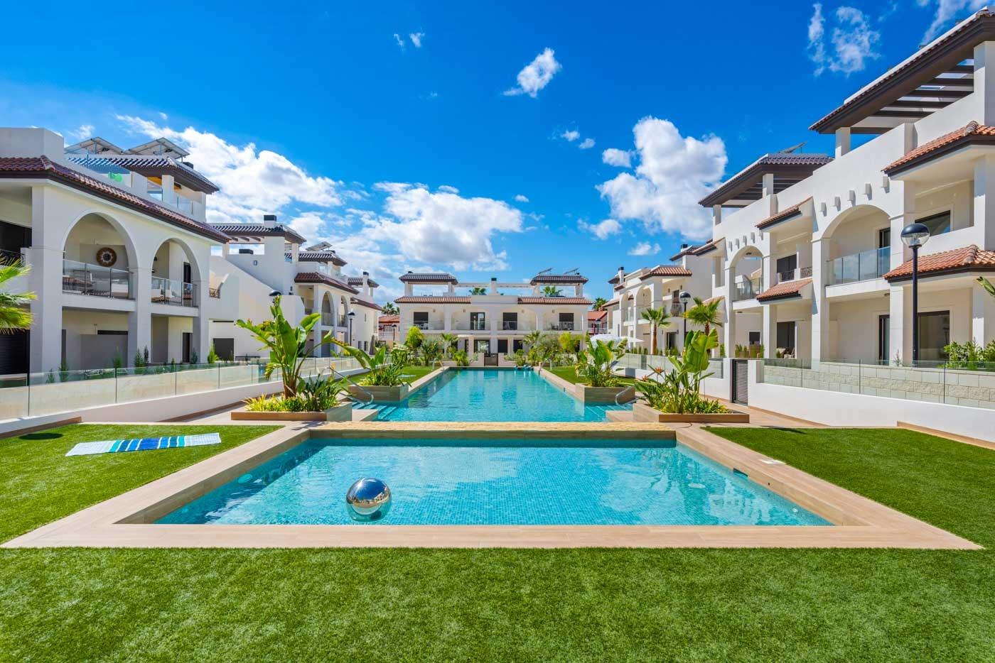 New build residential complex in rojales