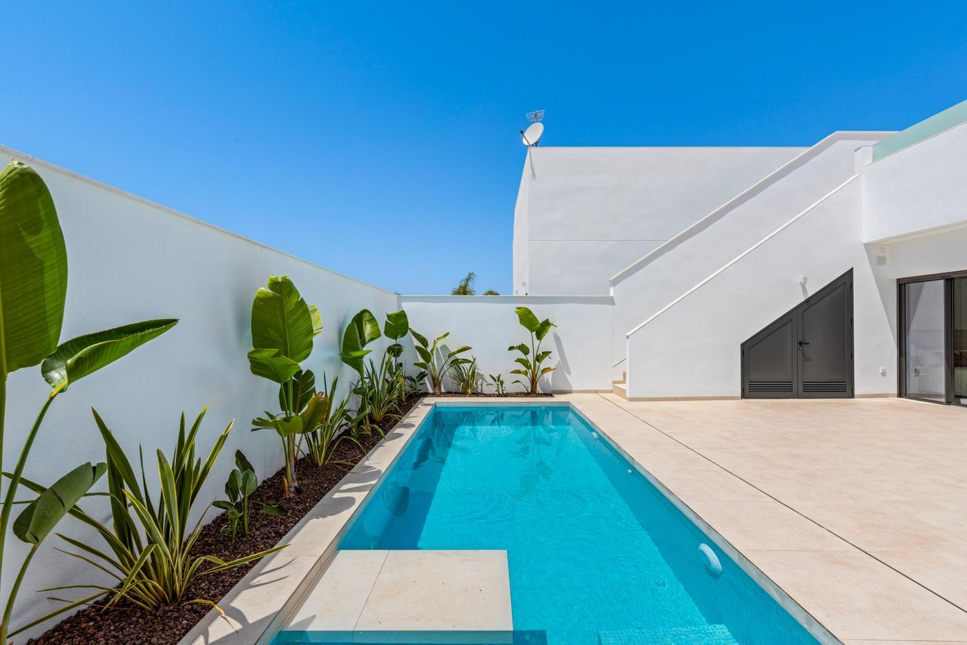 New build townhoses in los alcazares