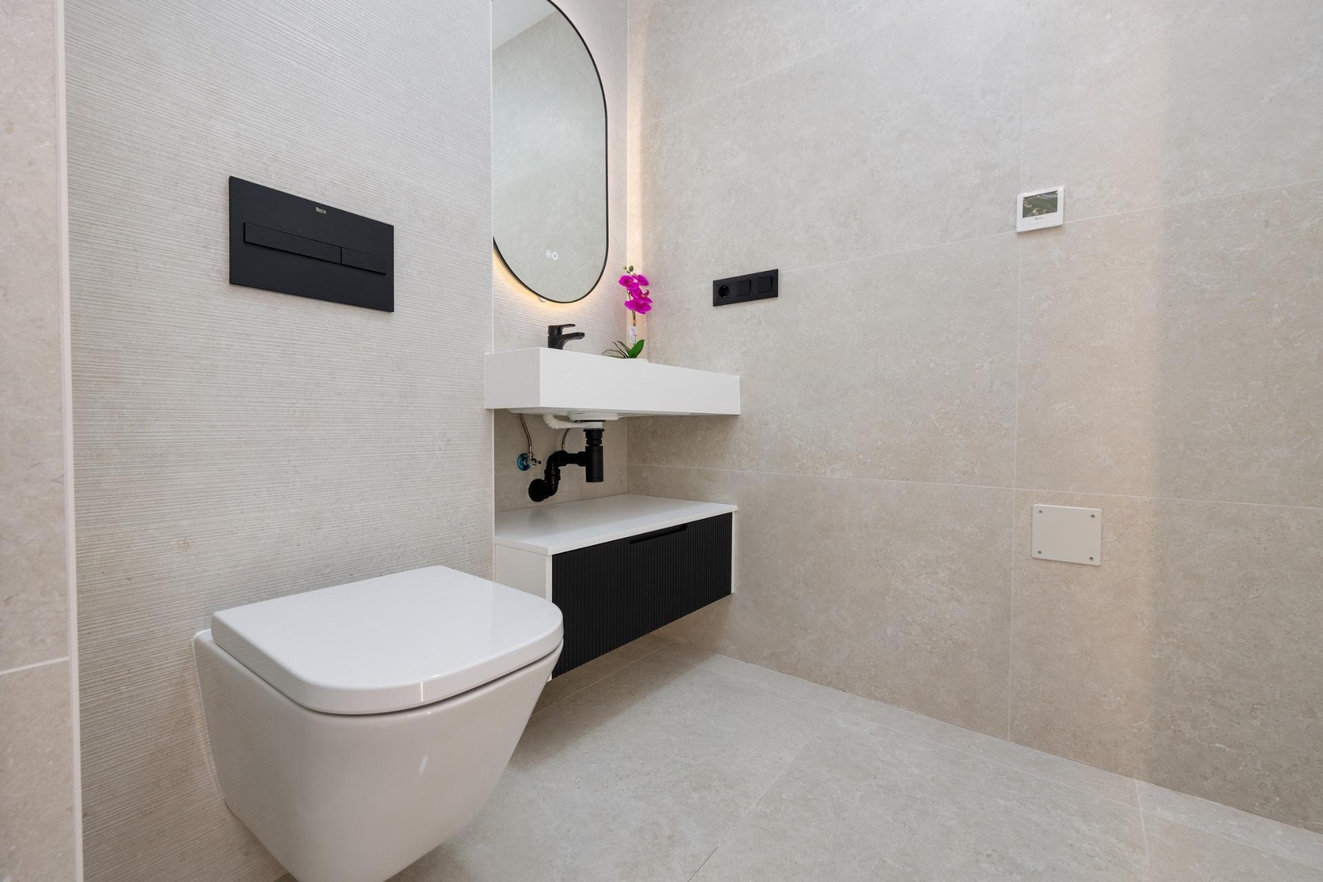 Modern new build apartments near the beach and marina in guardamar del segura