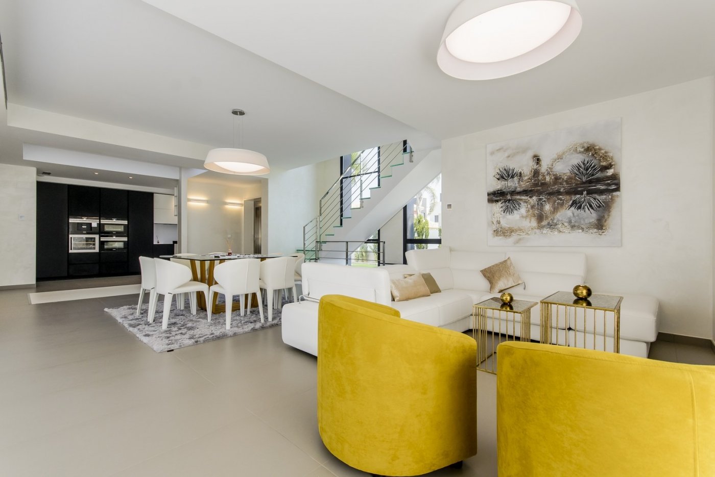 New construction villas 250 m from the beach in campoamor