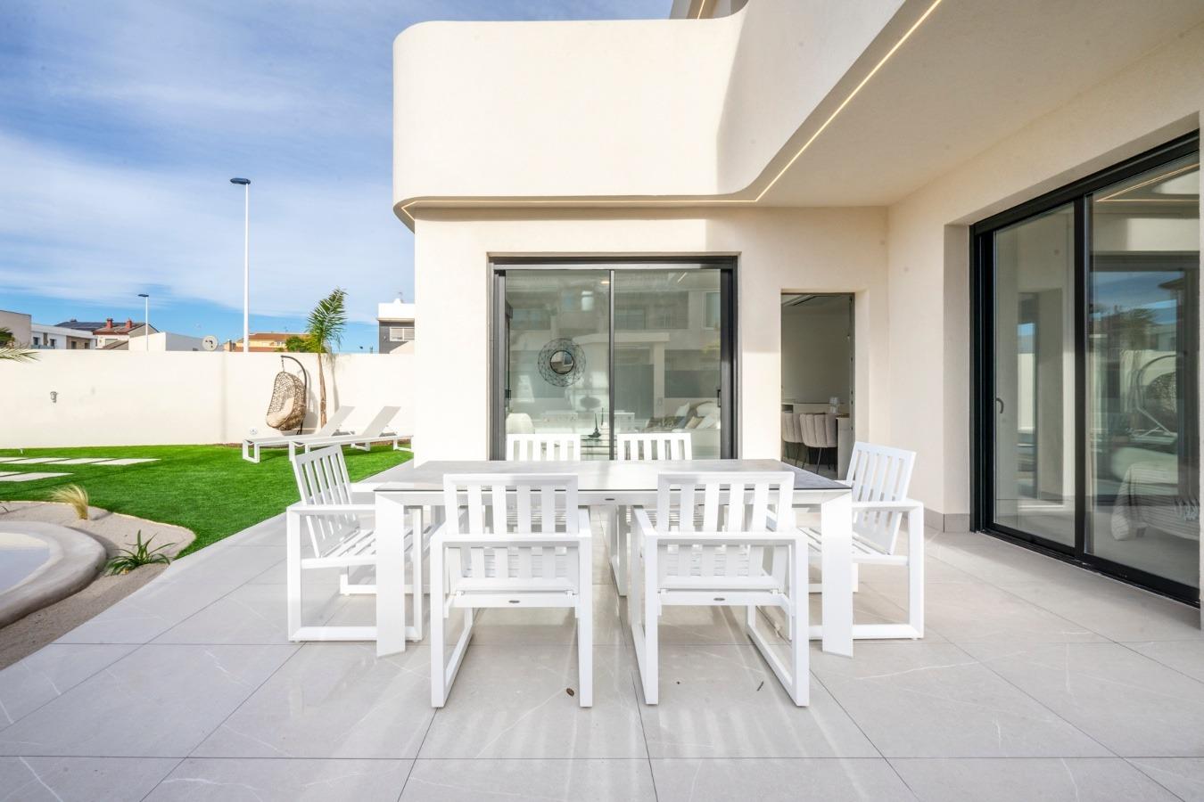 Newly built detached villas with private pool in roldán, torre-pacheco