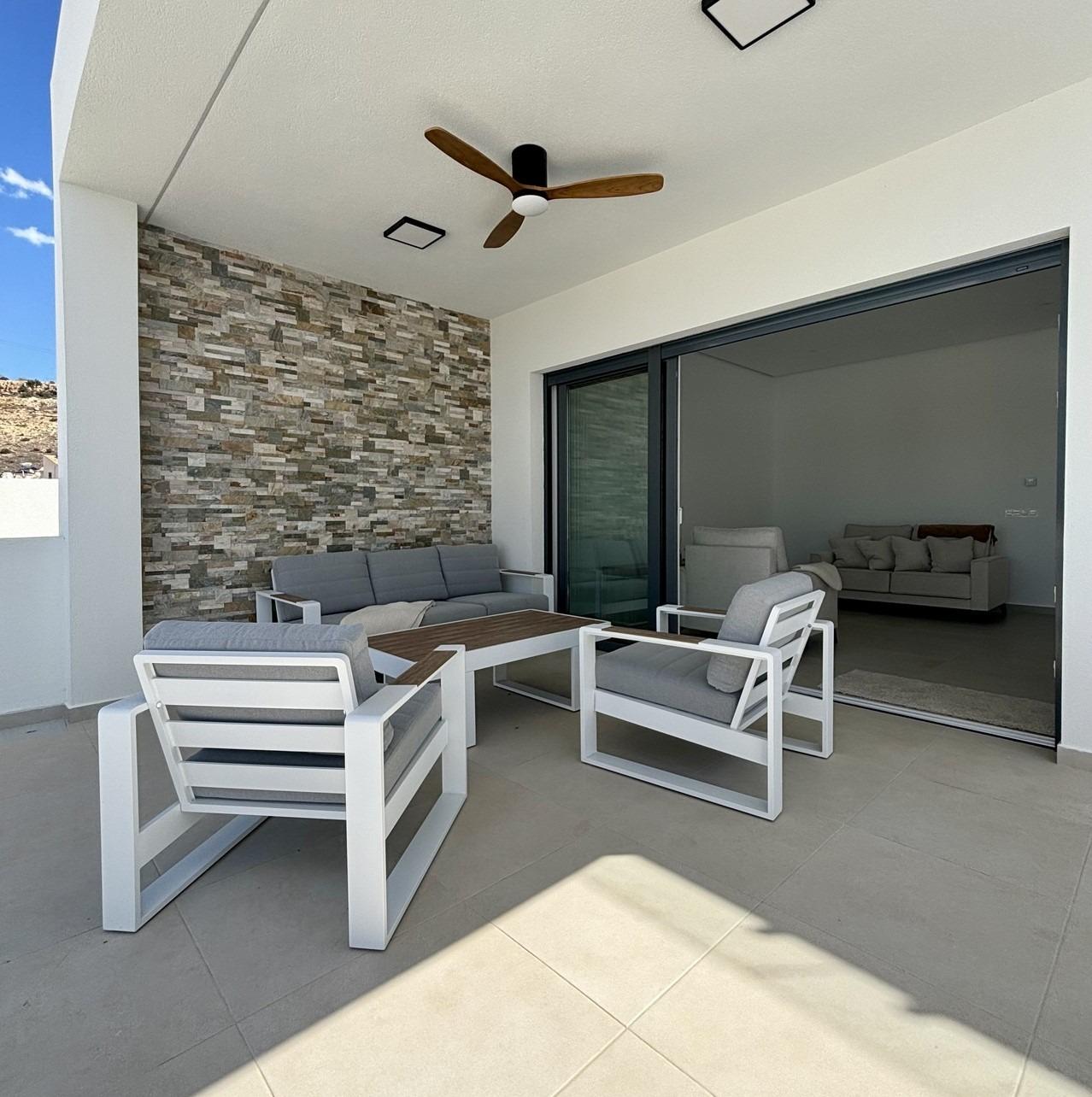 New build mediterranean villas in benijófar