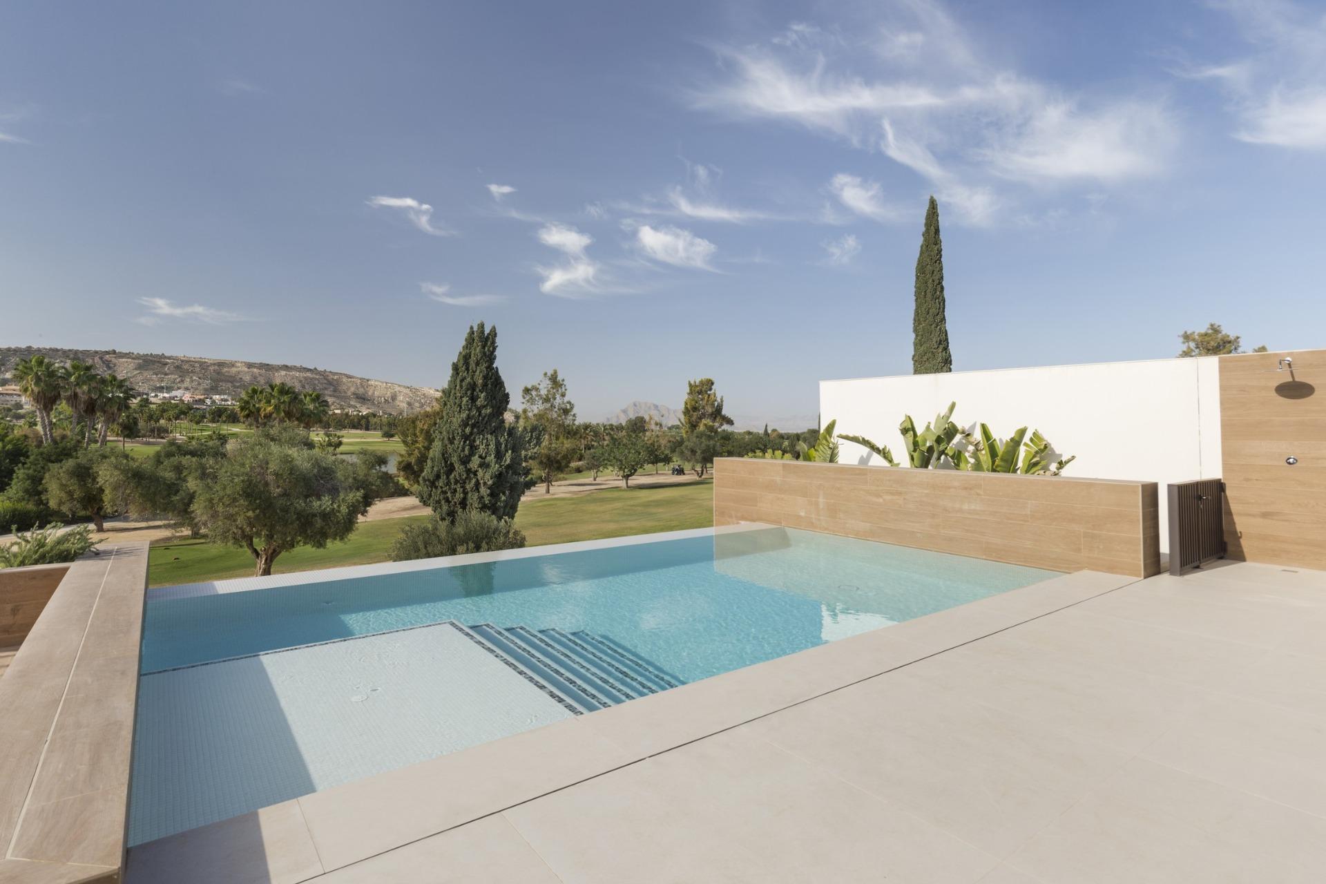 Exclusive, newly built villas on the golf course front line at la finca golf resort
