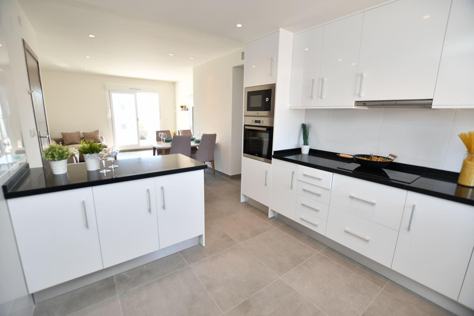 New build bungalows in san miguel de salinas – nature, golf and comfort