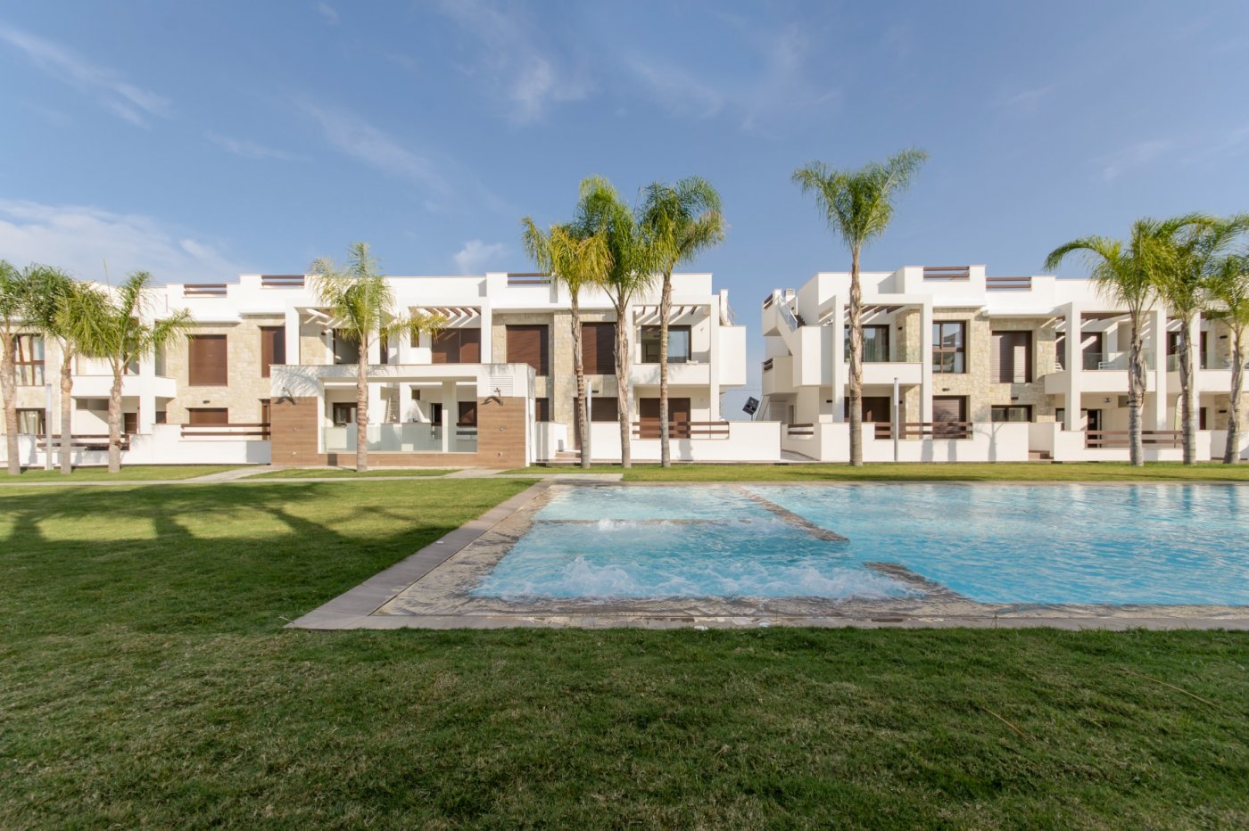 New build residential of bungalow apartments in los balcones, torrevieja