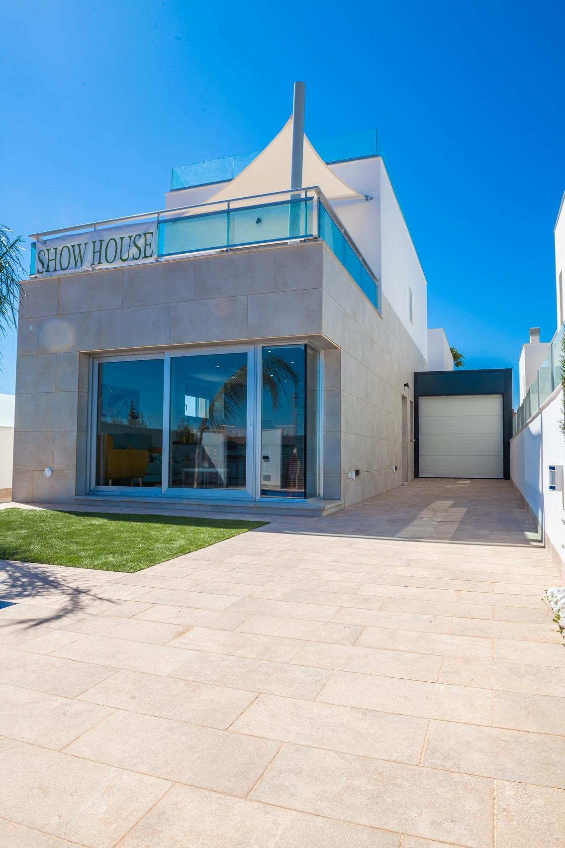 New build villas in los alcazares