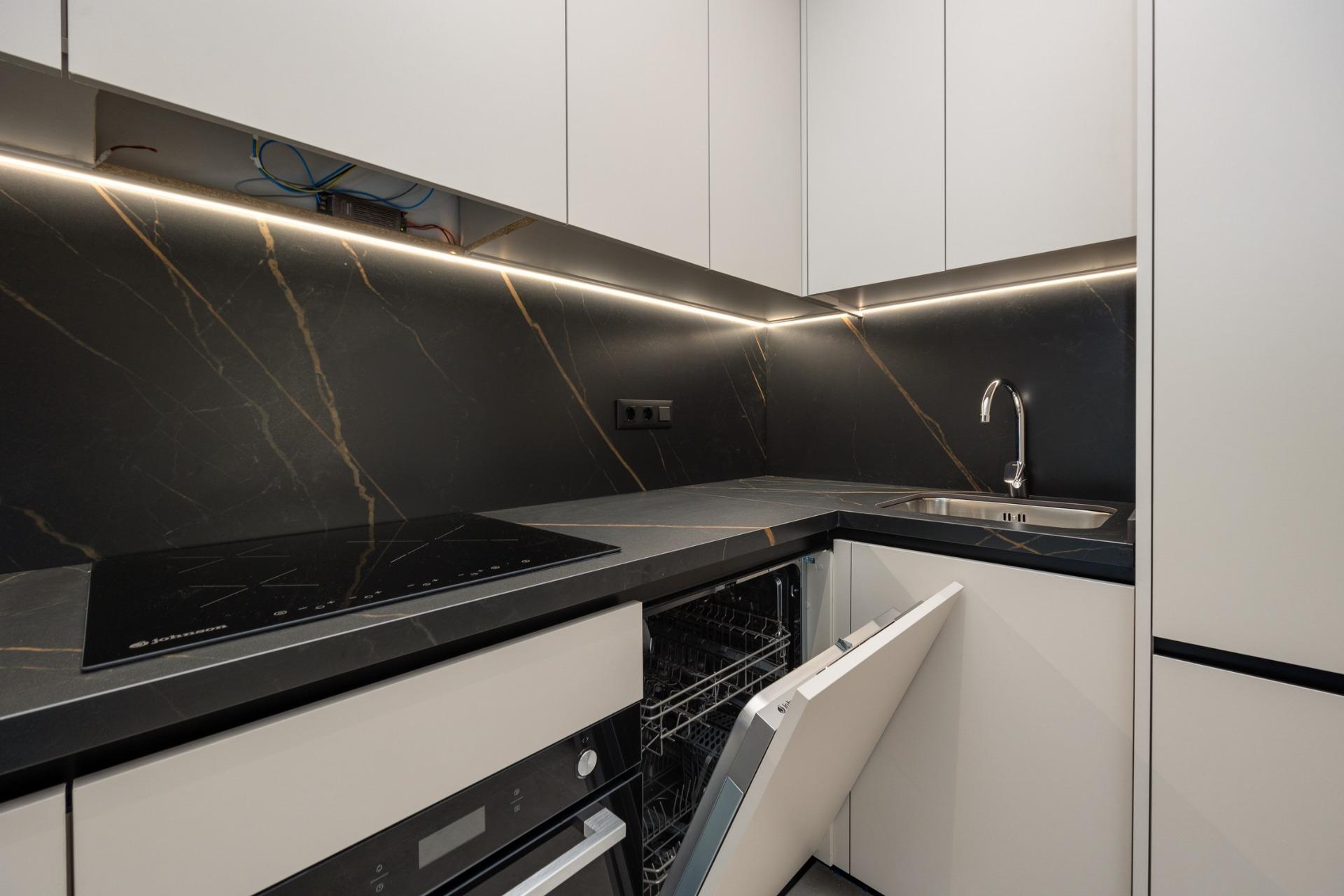 Modern new build apartments near the beach and marina in guardamar del segura