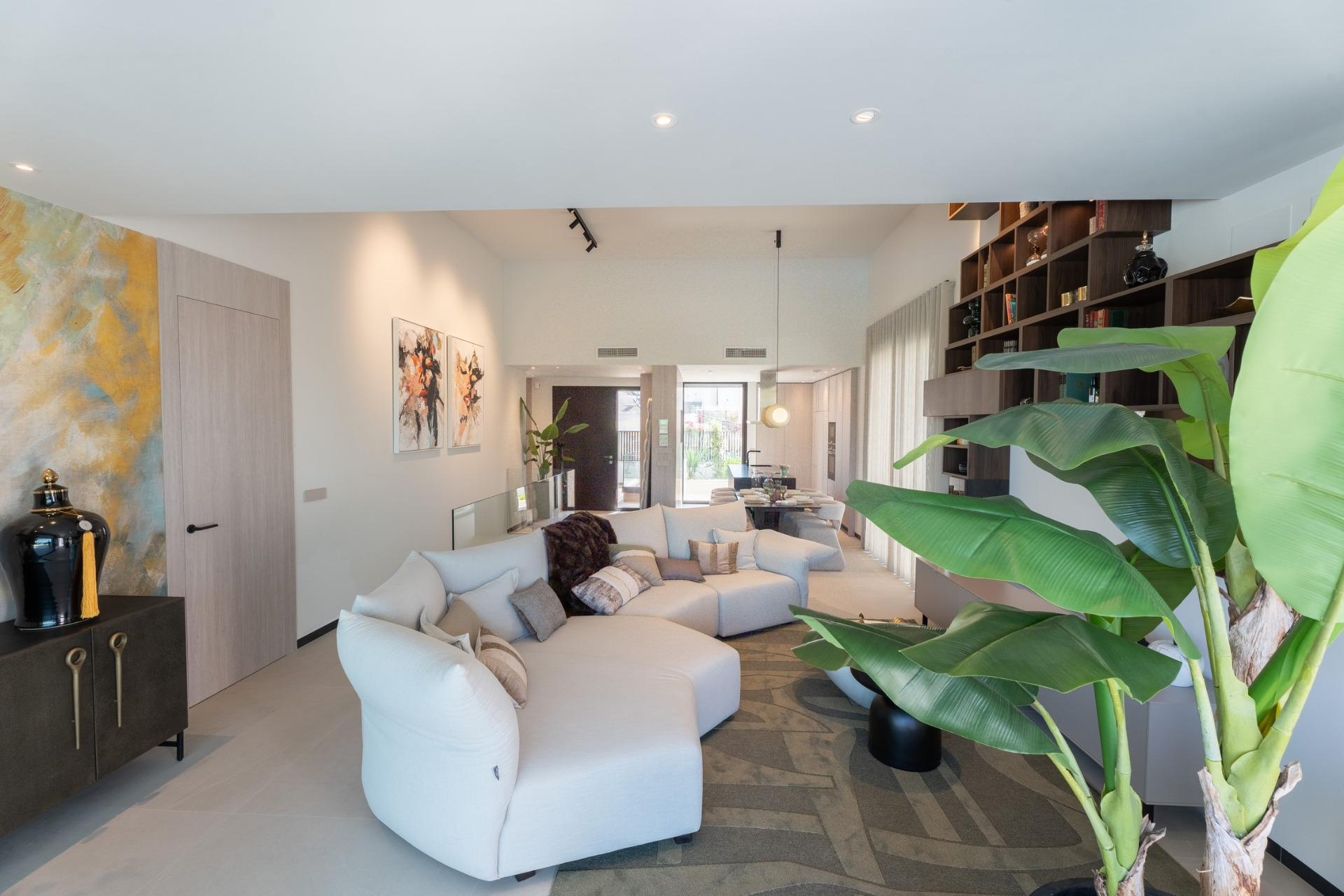 Exclusive, newly built villas on the golf course front line at la finca golf resort